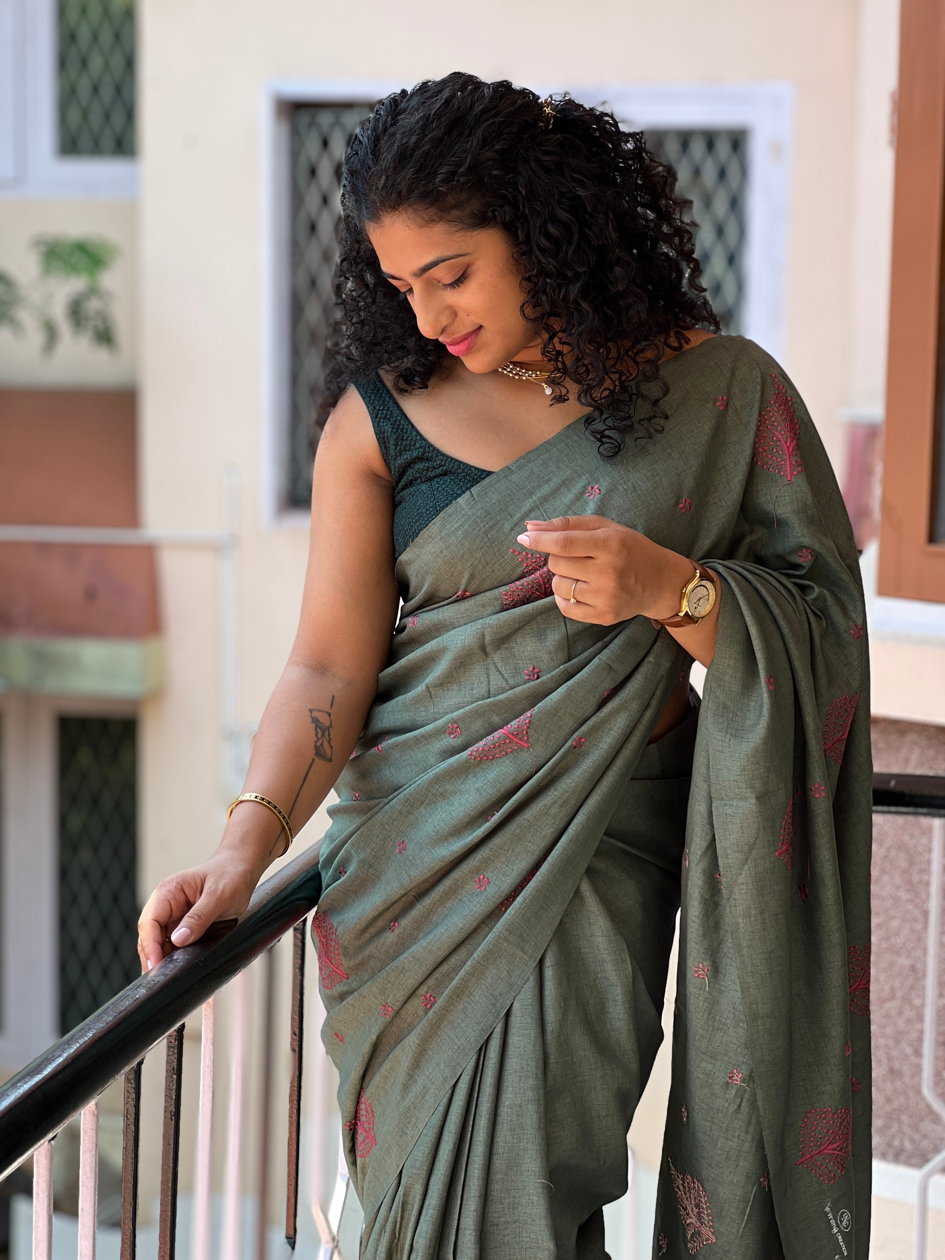 Computerized Machine Embroidery Tussar Finish Saree | SBP156