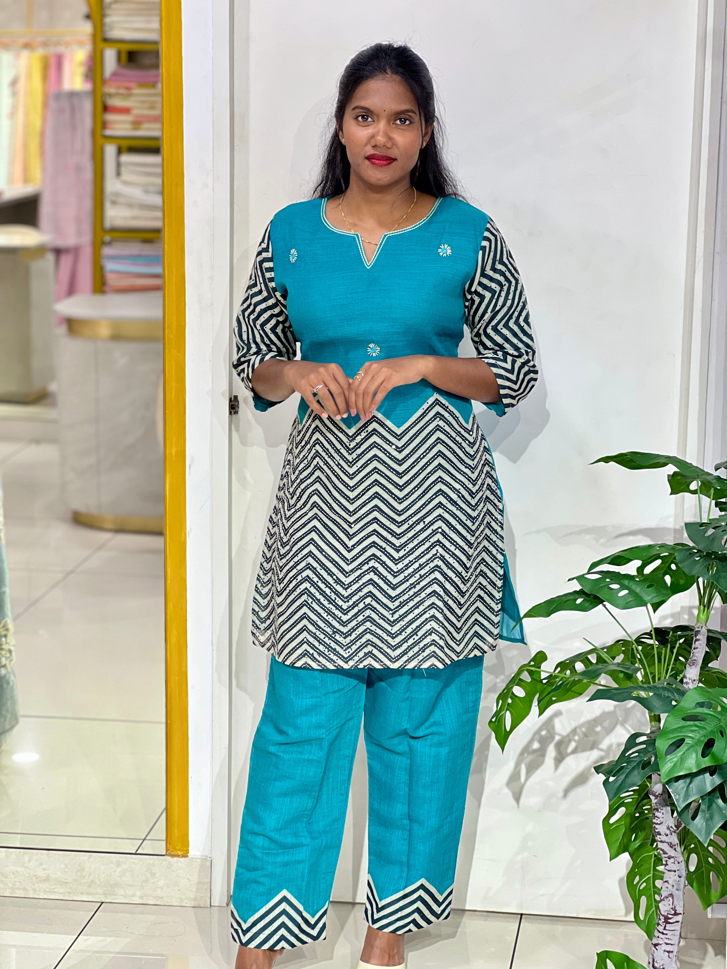 Zig Zag Pattern Linen Cotton Cord Set | FW421
