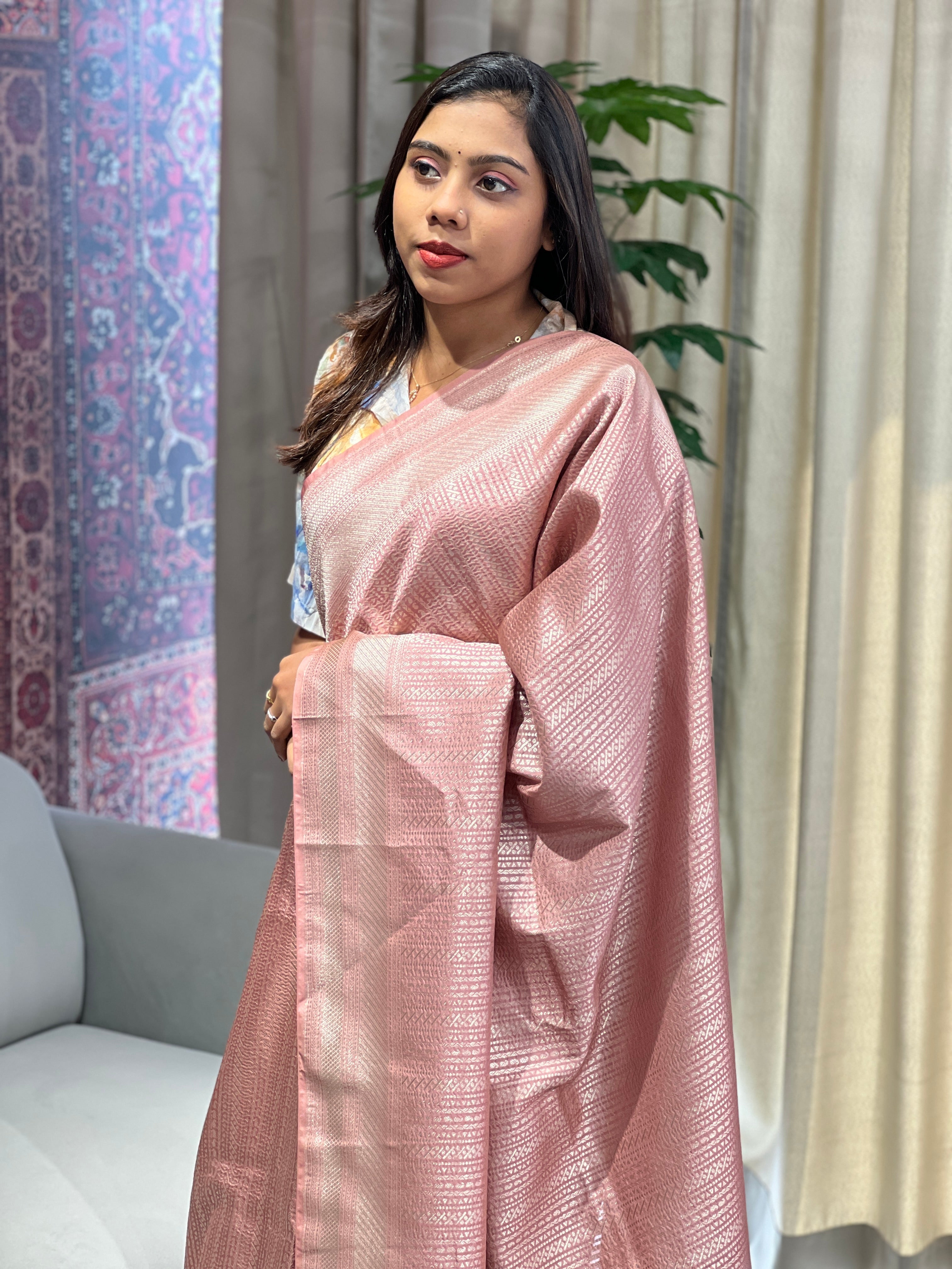 Zari Woven Banarasi Silk Saree | YNG1050