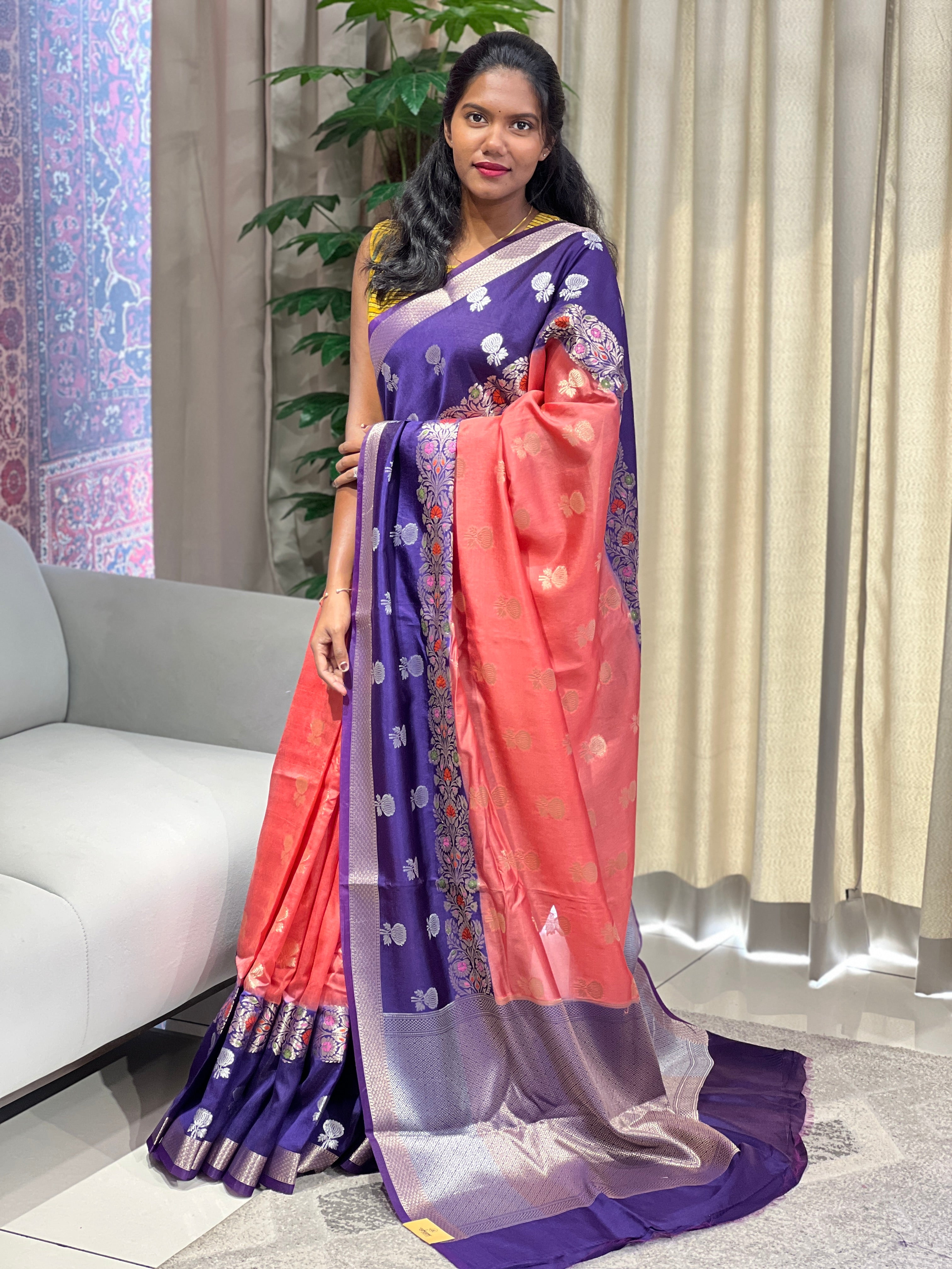 Meenakari Patterned Banarasi Saree | NN431