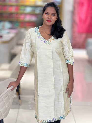 Floral Machine Embroidery Cotton Kurta | DNT550