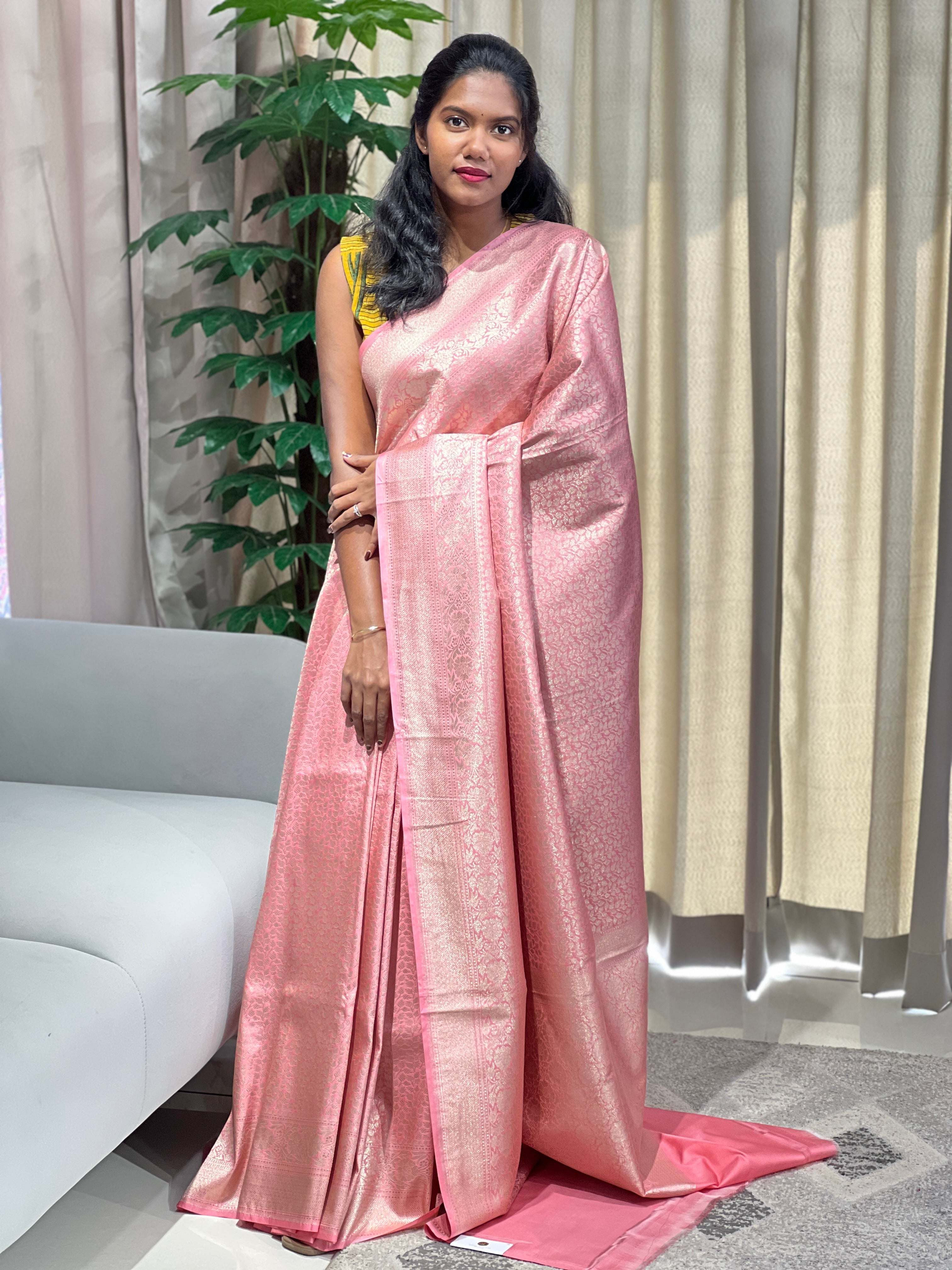 Leaf Patterned Banarasi Saree | YNG1054