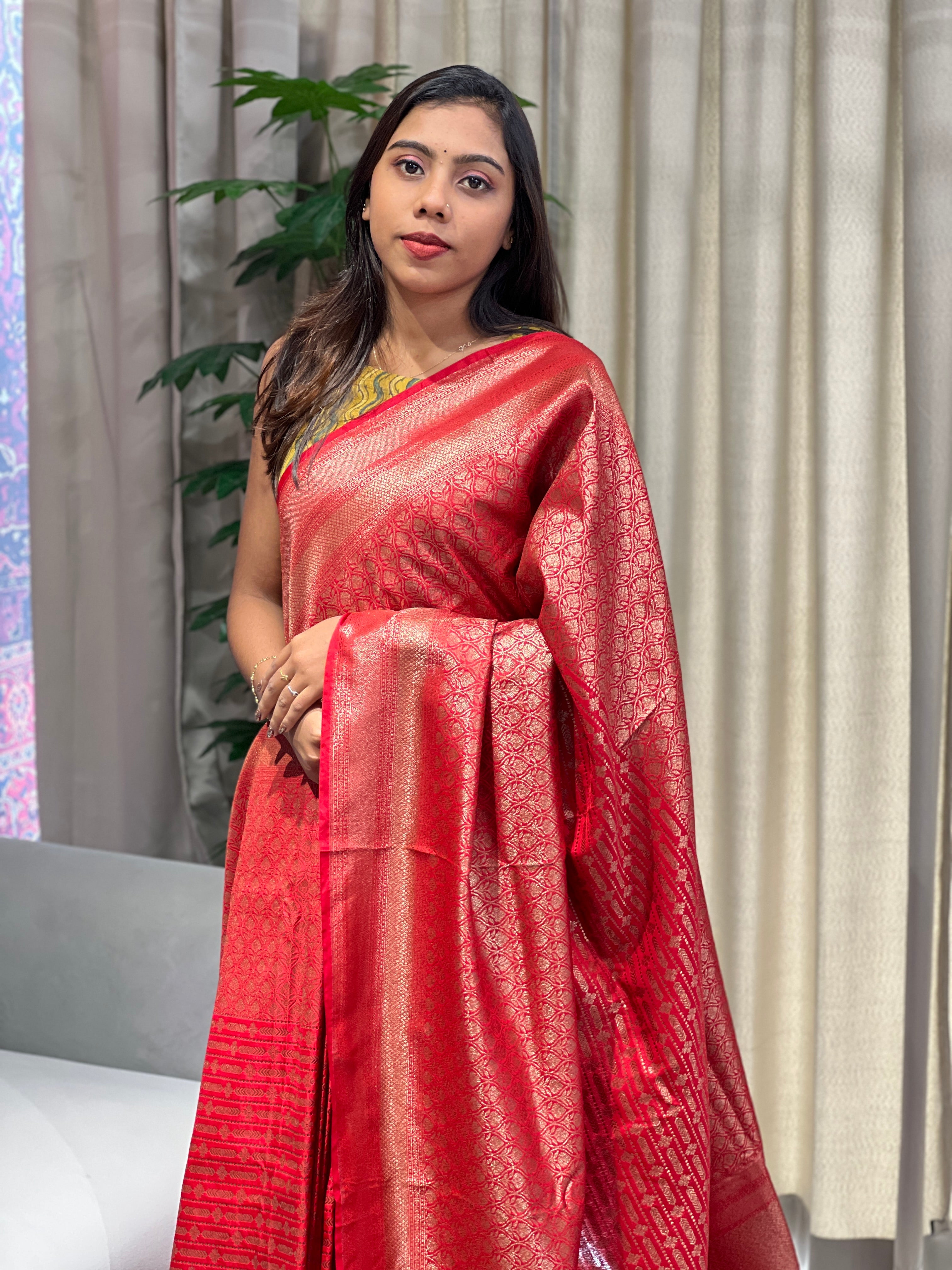 Zari Woven Banarasi Saree | YNG1046