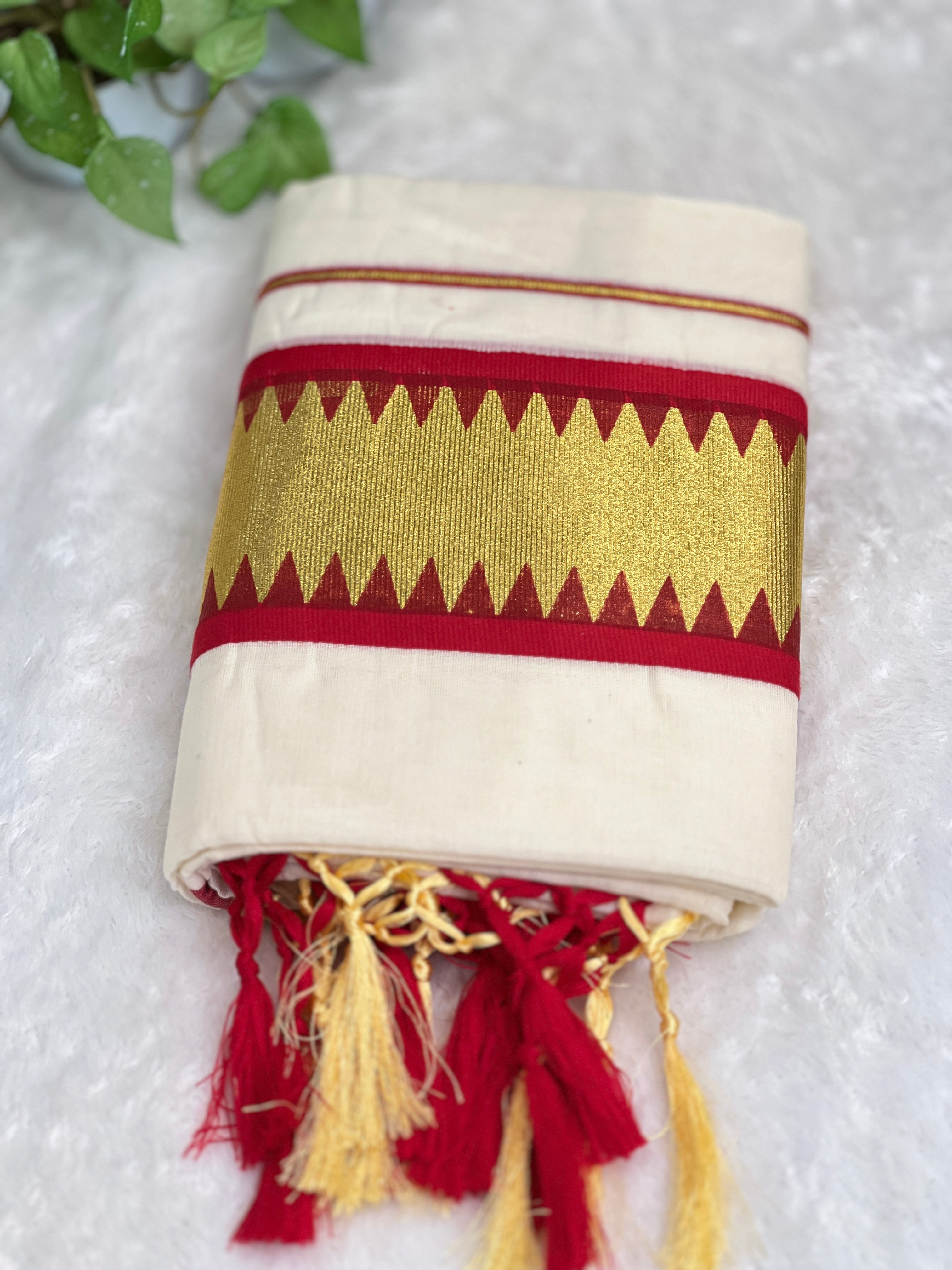 Temple Pattern Border Kerala Cotton Set Mundu | GAT580