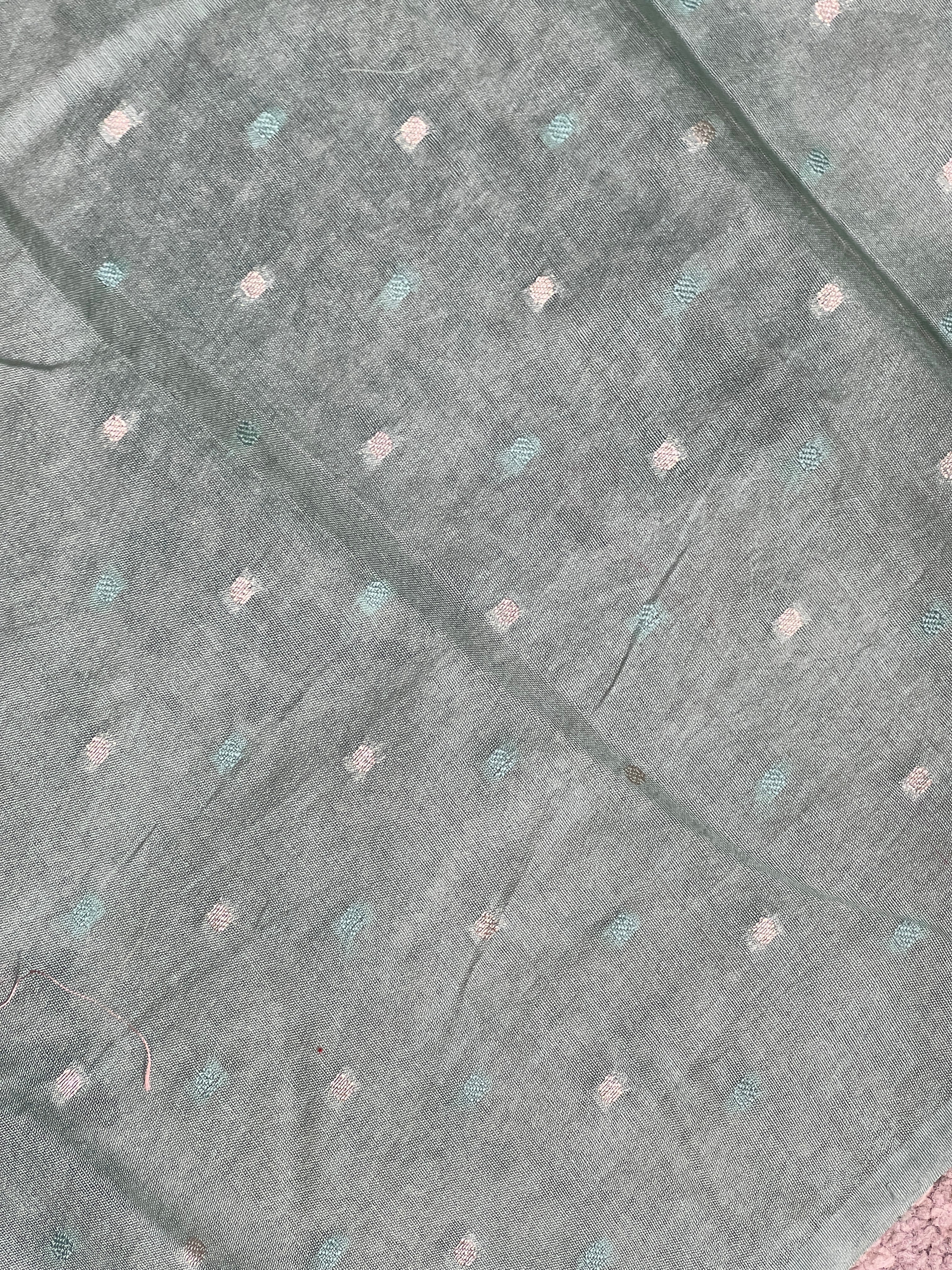 Paisley Embroidery Detailed Organza Saree | MM390