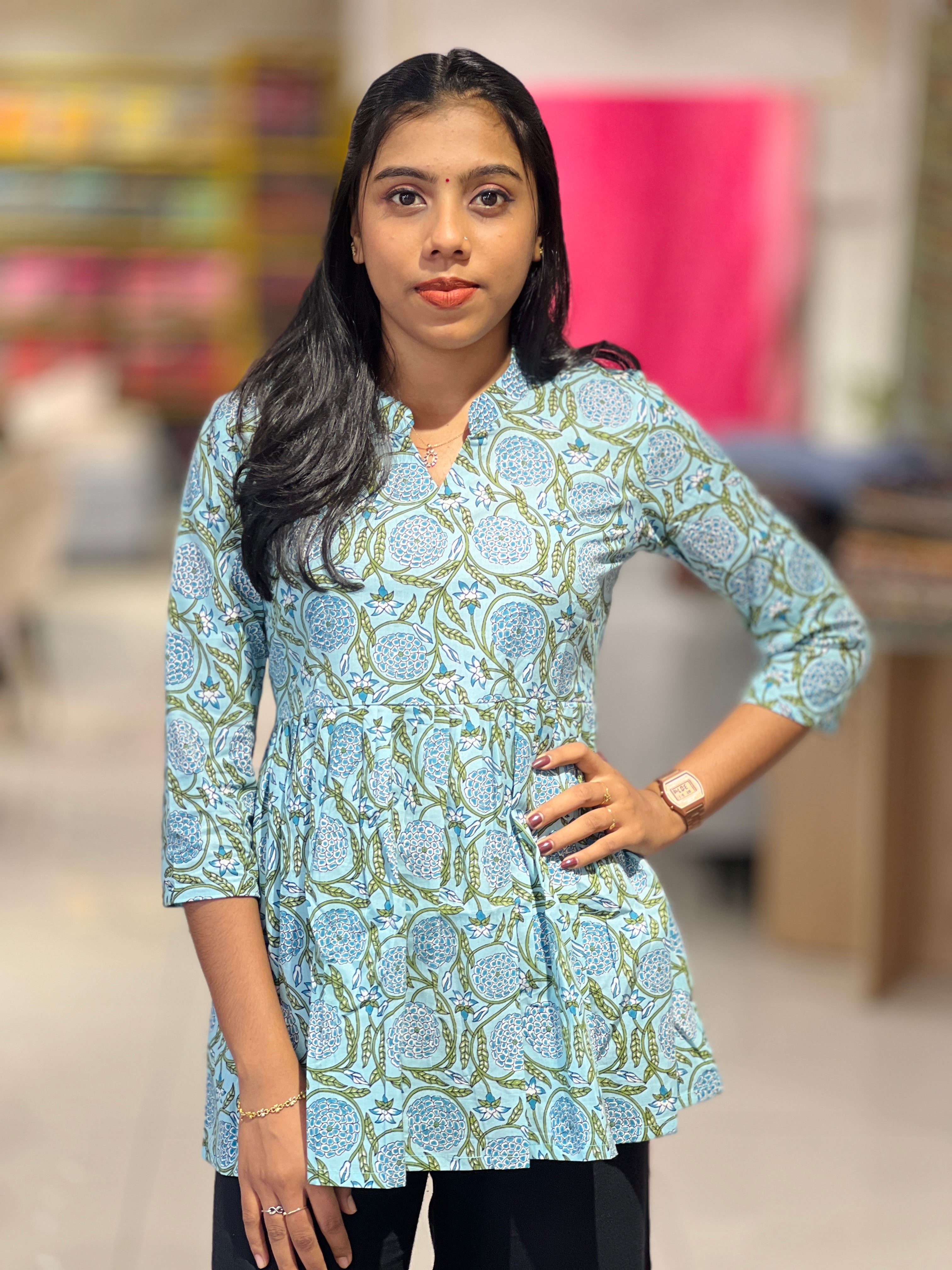 Floral Printed Cotton Short Kurta | DNT676