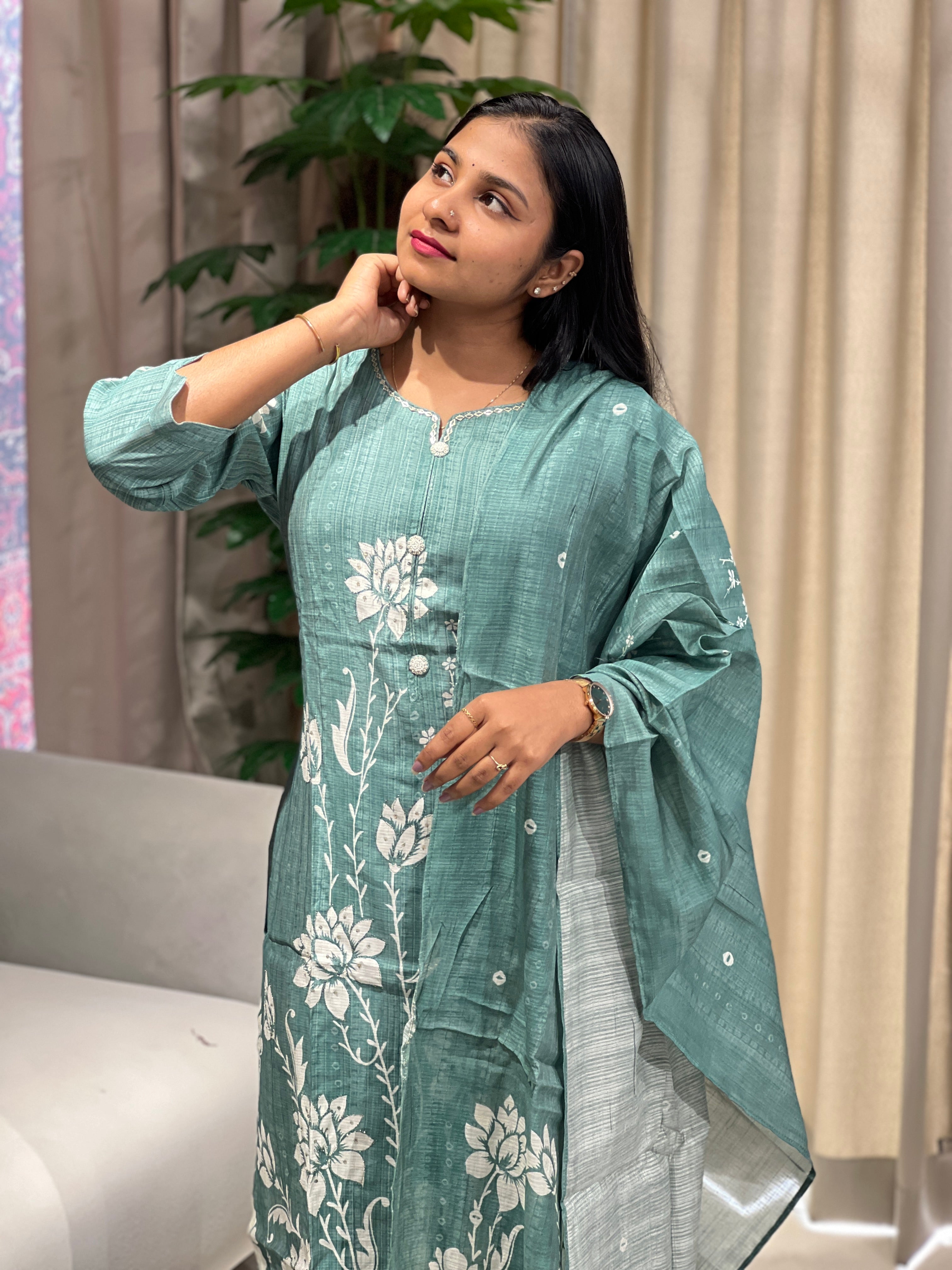 Floral Print With Sequins Detailed Muslin Kurta Set | FW361