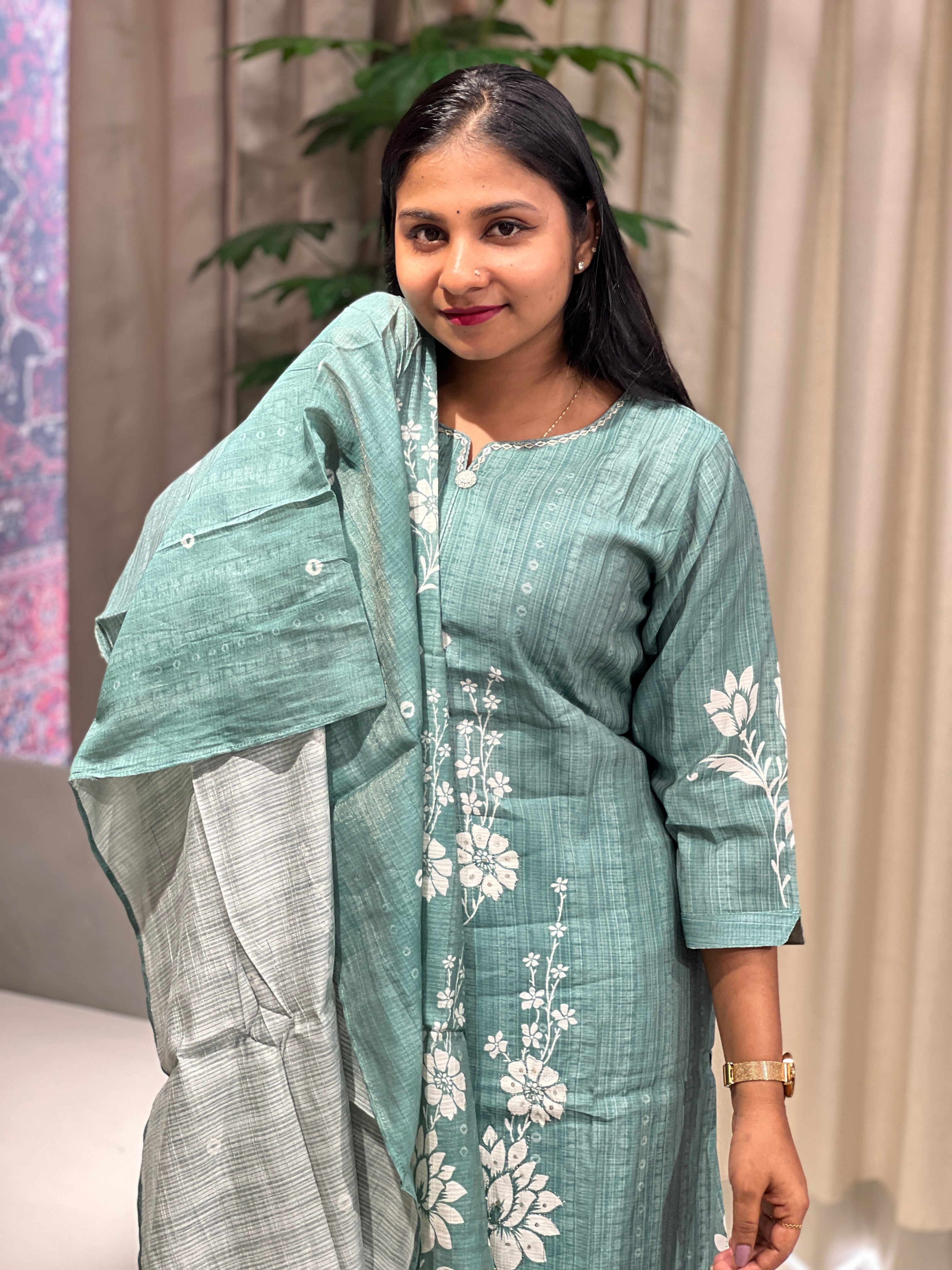 Floral Print With Sequins Detailed Muslin Kurta Set | FW361