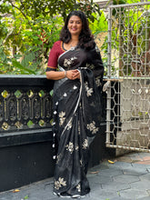 Silver Colour  Floral Bunches Linen Saree |  DLS162