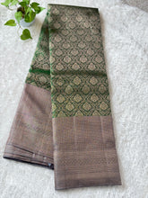 Traditional Floral Pattern Kanchipuram Saree | OM175