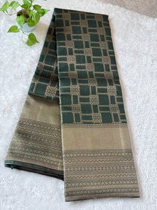 Antique Golden Zari Woven Kanchipuram Saree | OM152