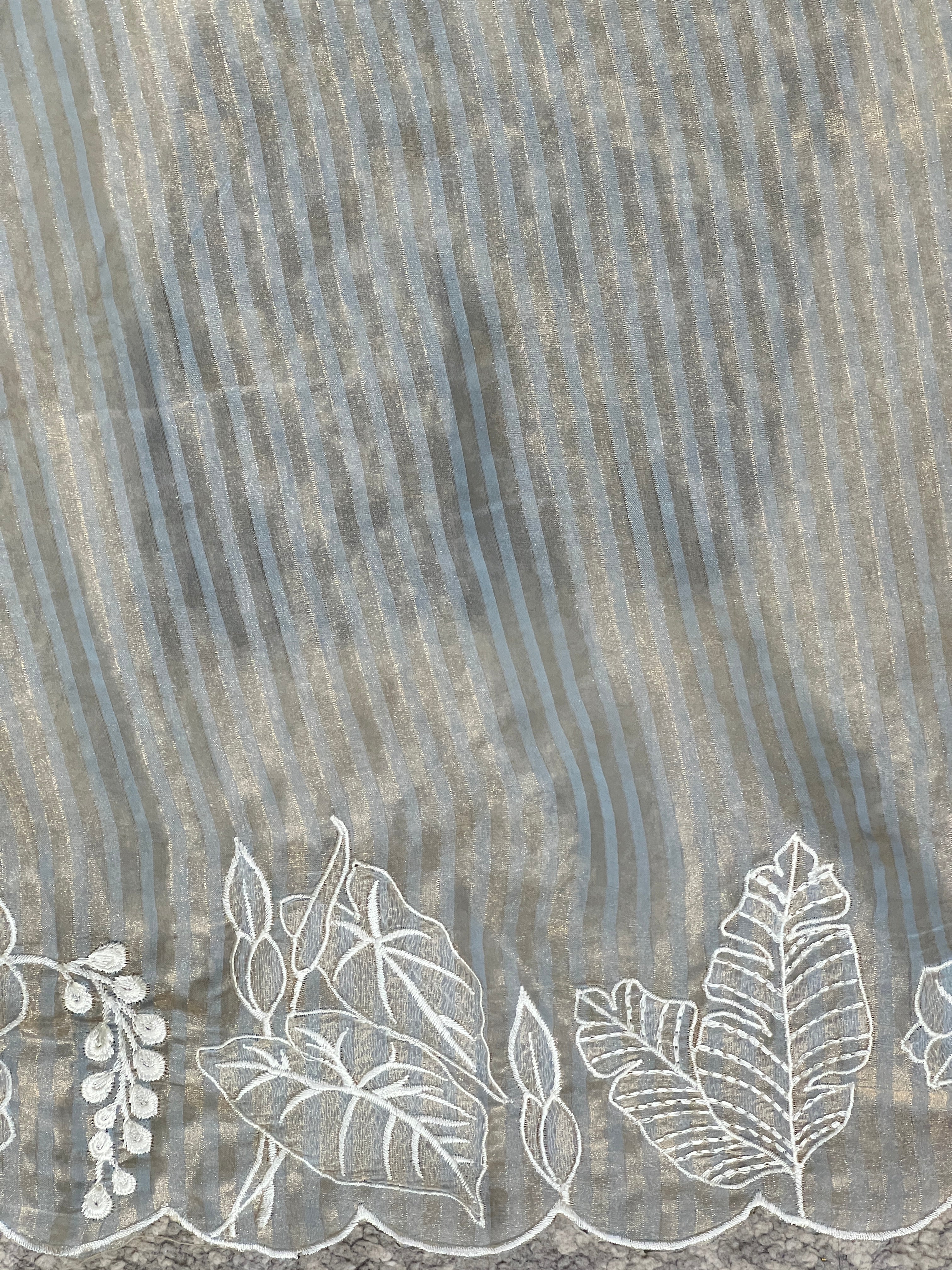 Applique Work Detailed Crushed Tissue Organza Saree | BLD1907