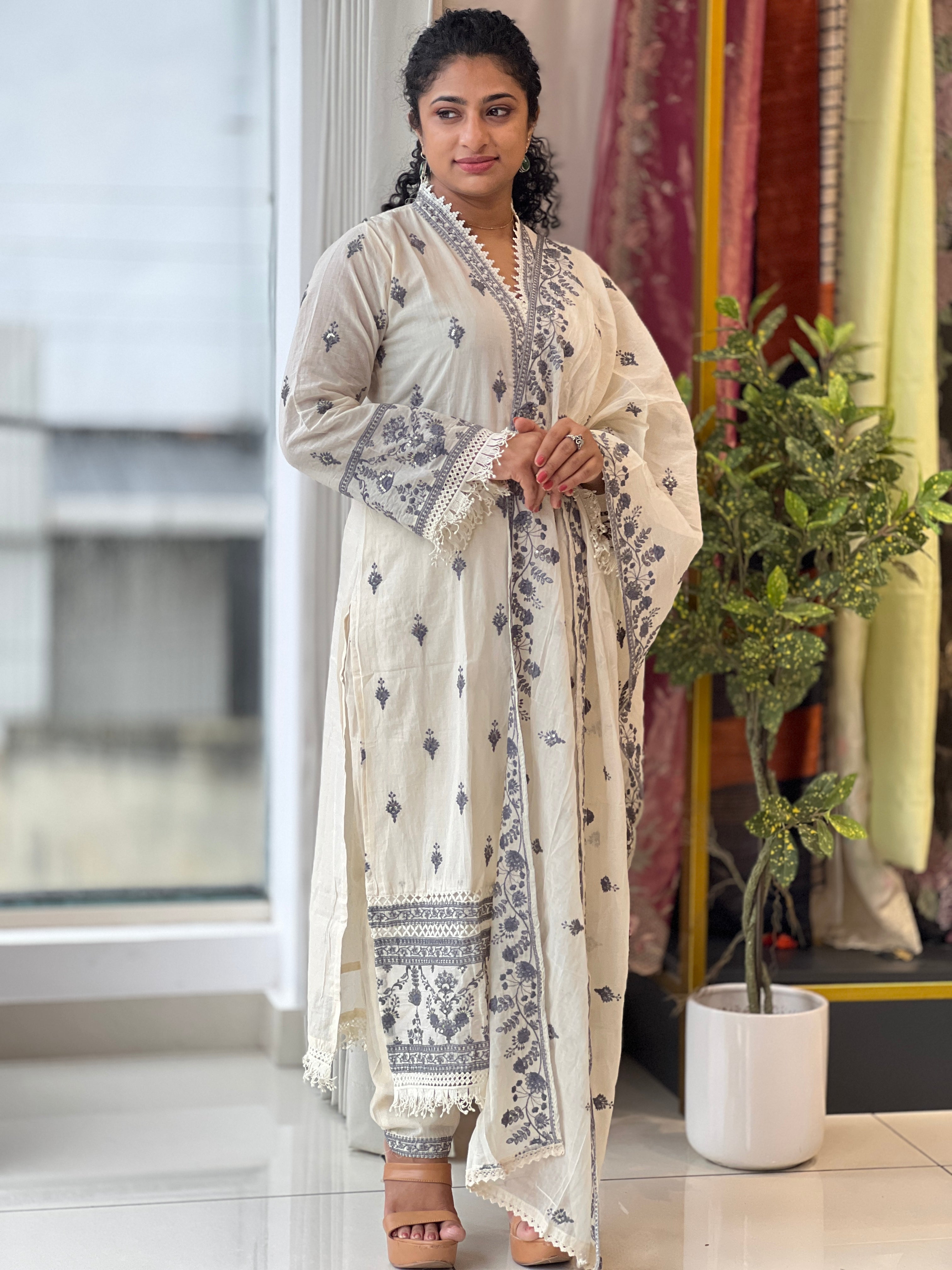 Embroidery With Sequence Highlighted Cotton Kurta Set | FW229