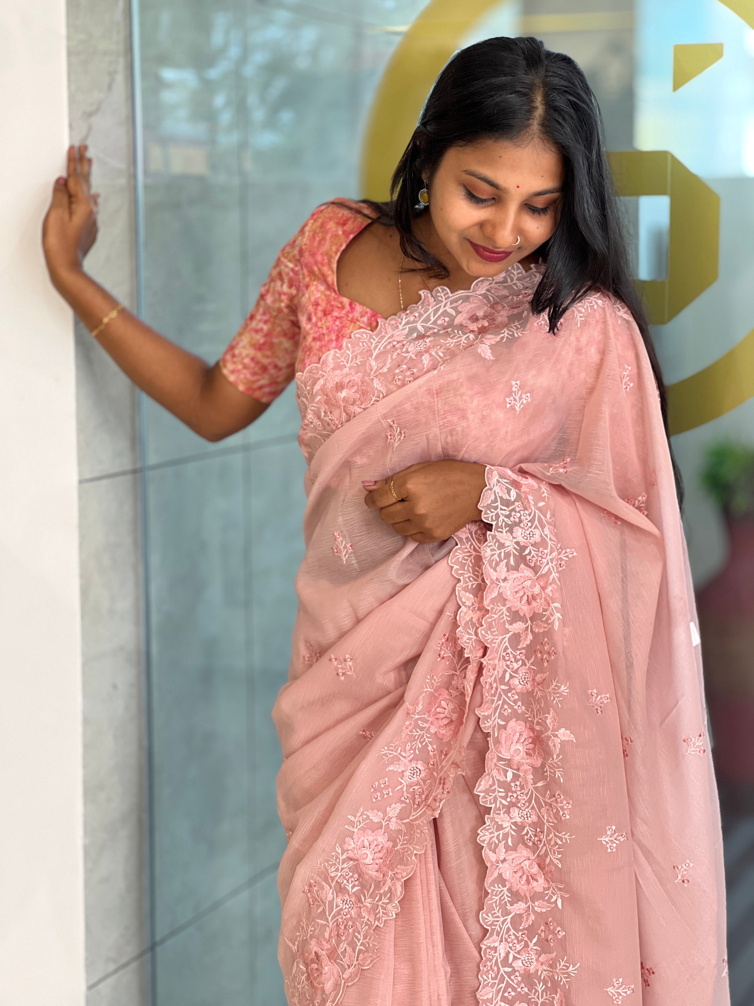 Floral Embroidery Detailed Chiffon Saree | SBP552