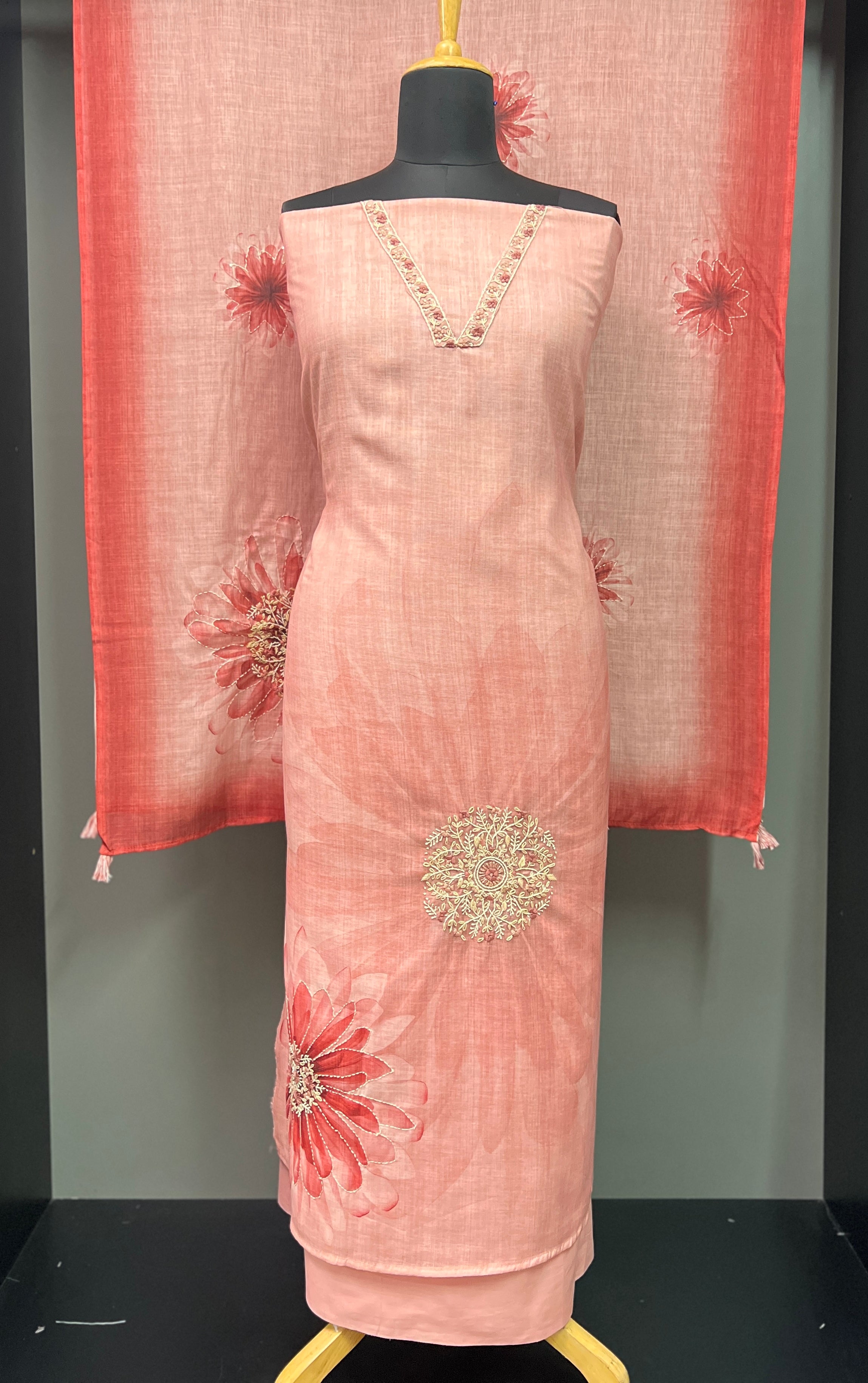 Hand Embroidery Detailed Jamdani Cotton Salwar Set | VAN132