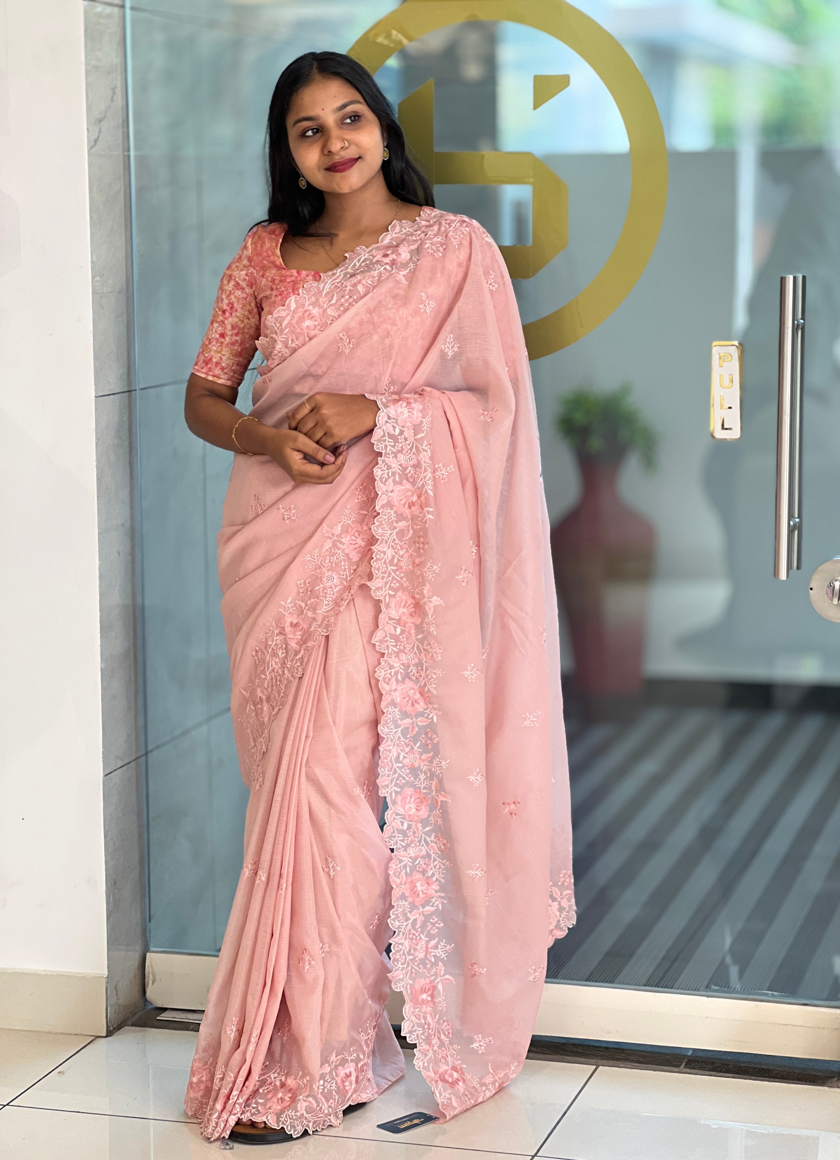 Floral Embroidery Detailed Chiffon Saree | SBP552