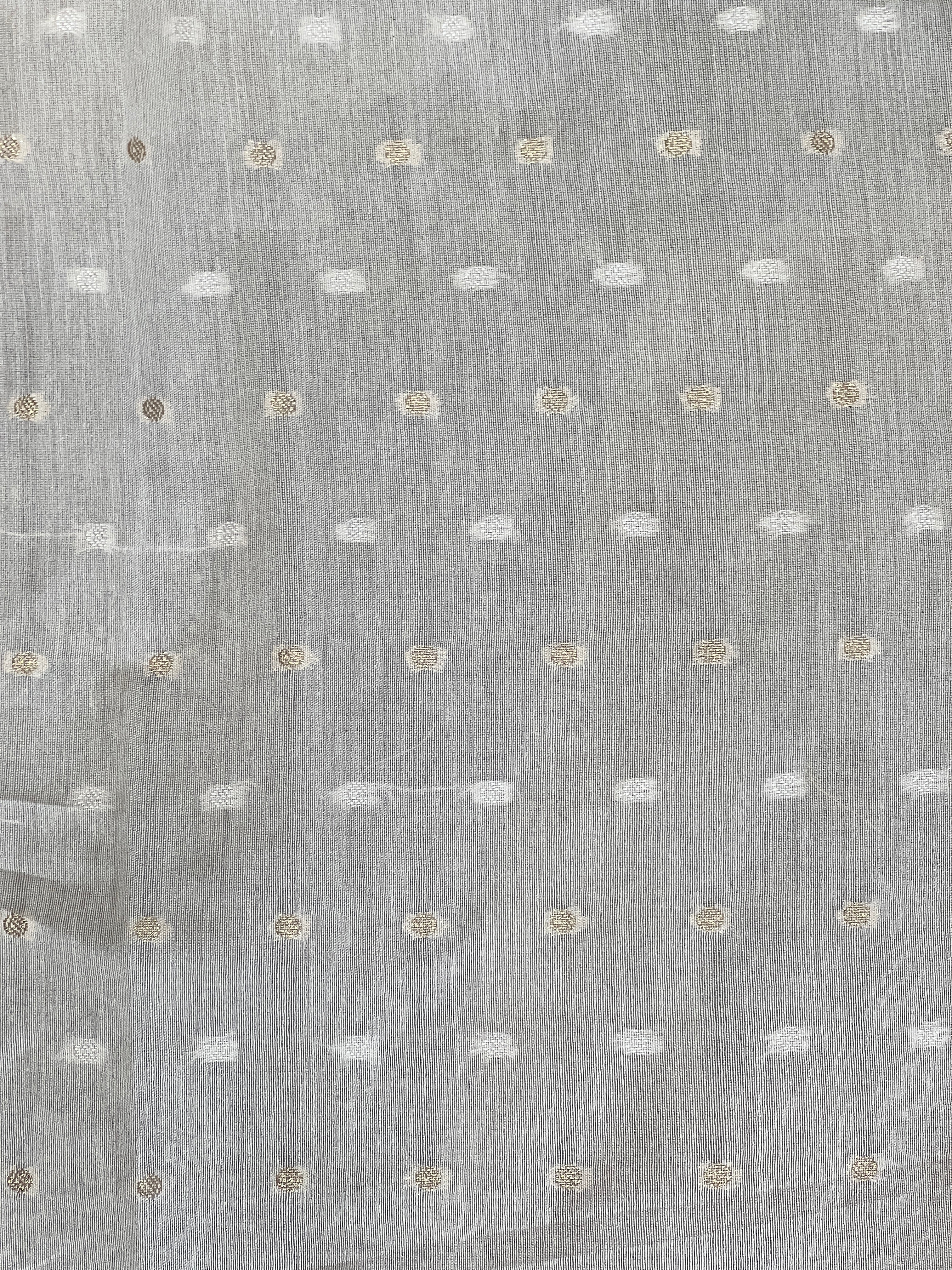 Floral Embroidery Detailed Organza Saree | MM399