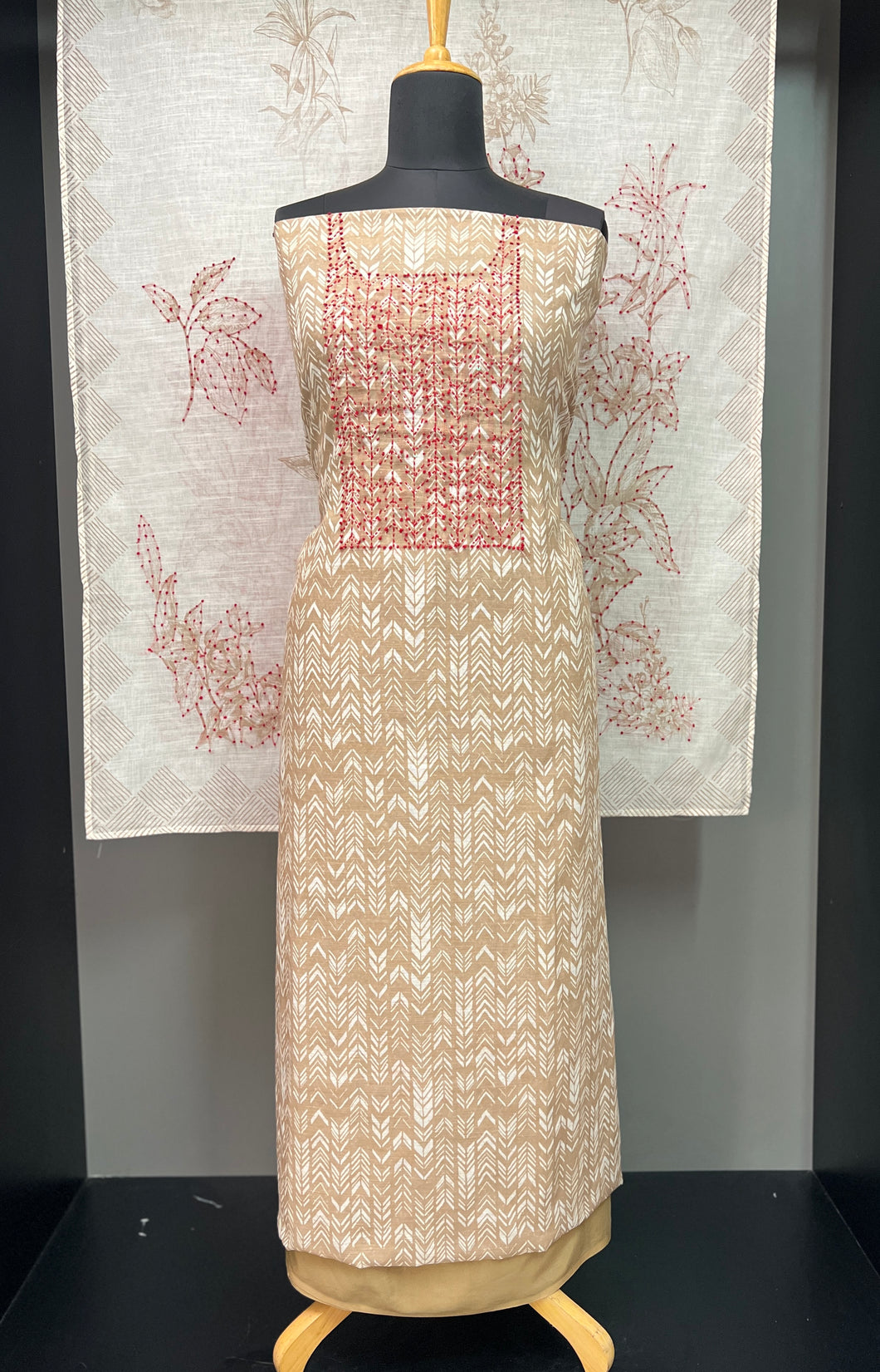 Print With Embroidery Detailed Linen Salwar Set | BLD1024