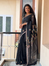 Floral Embroidered Linen Saree | GMS120