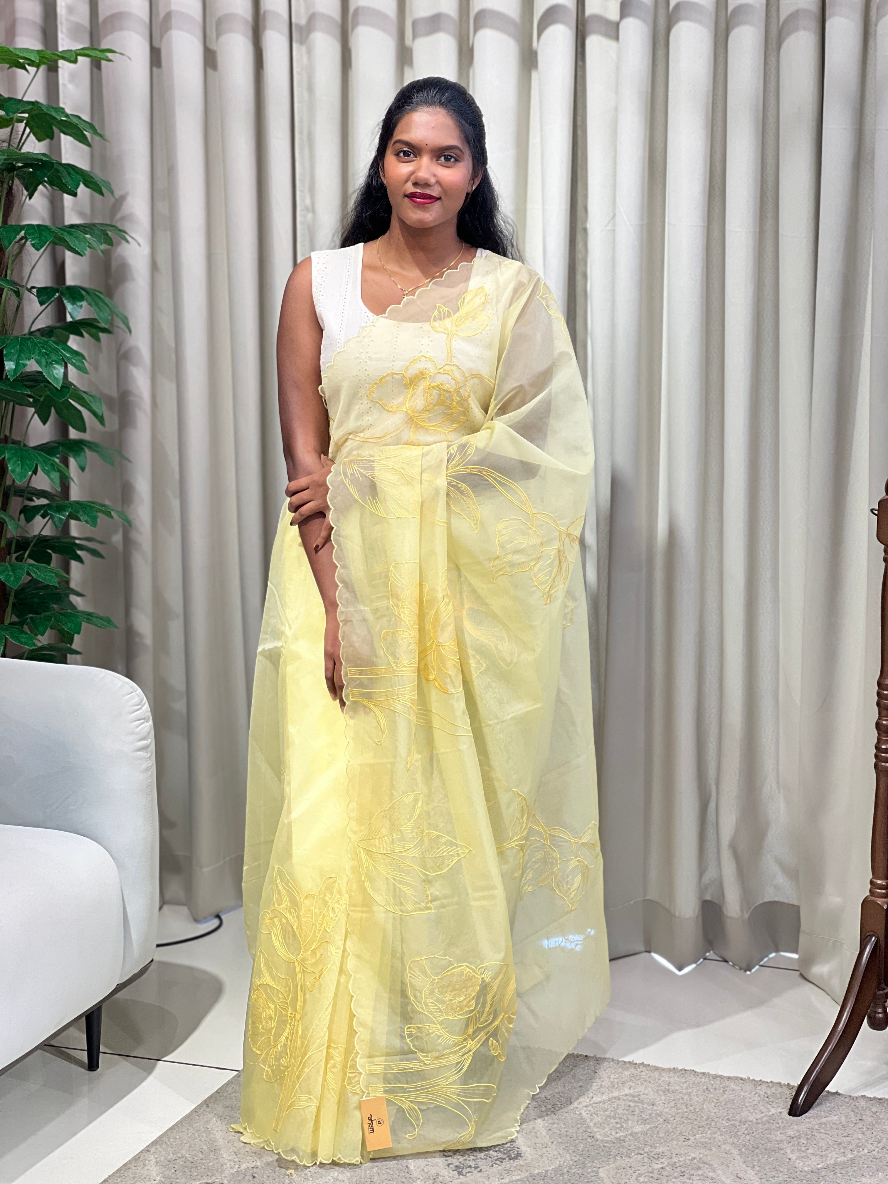 Floral Machine Embroidery Detailed Organza Saree | MM381