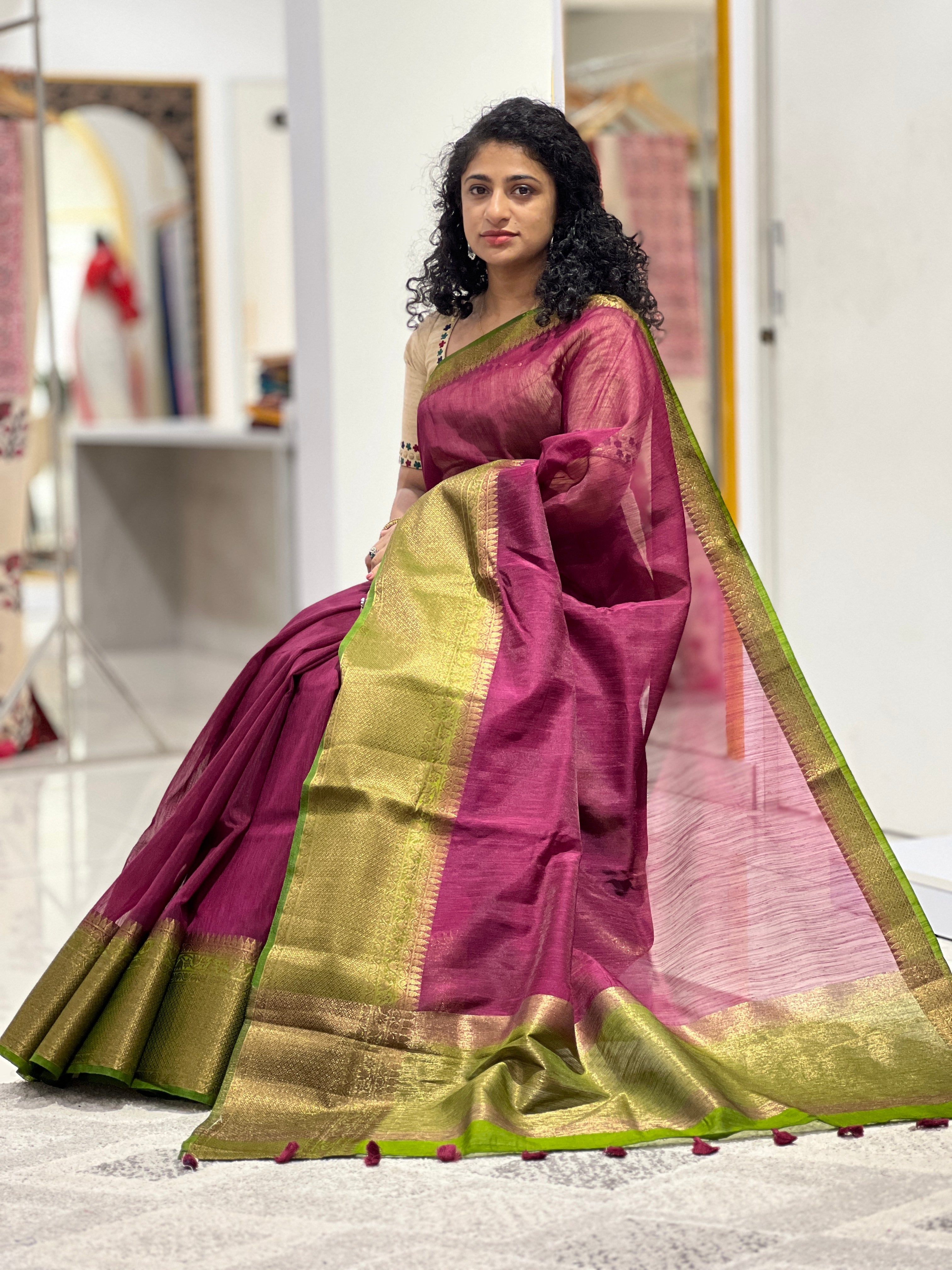 Zari Weaved Border Semi Geecha Saree | YNG505