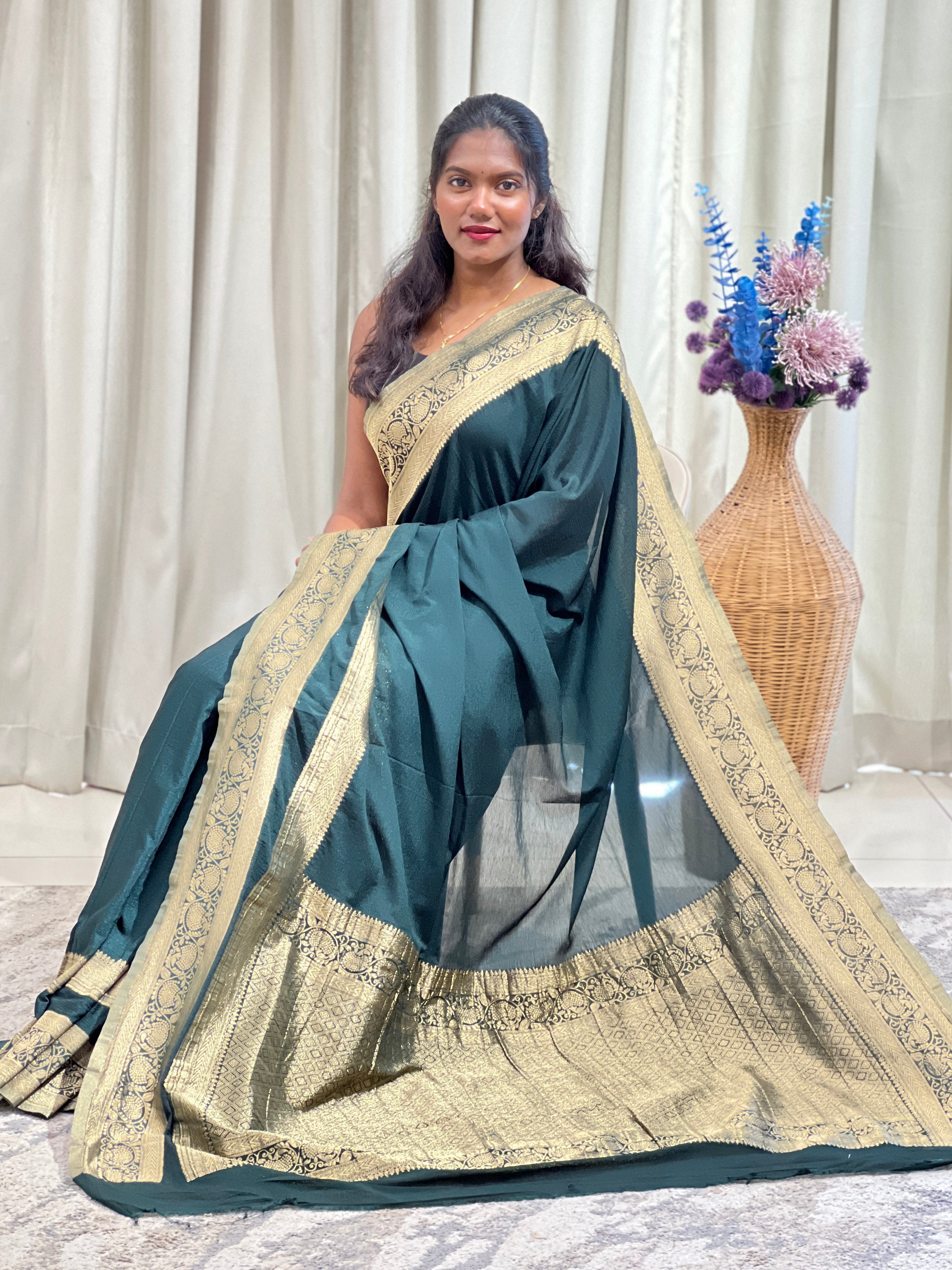 Antique Gold Zari Worked Crushed Chinon Sarees | RS116