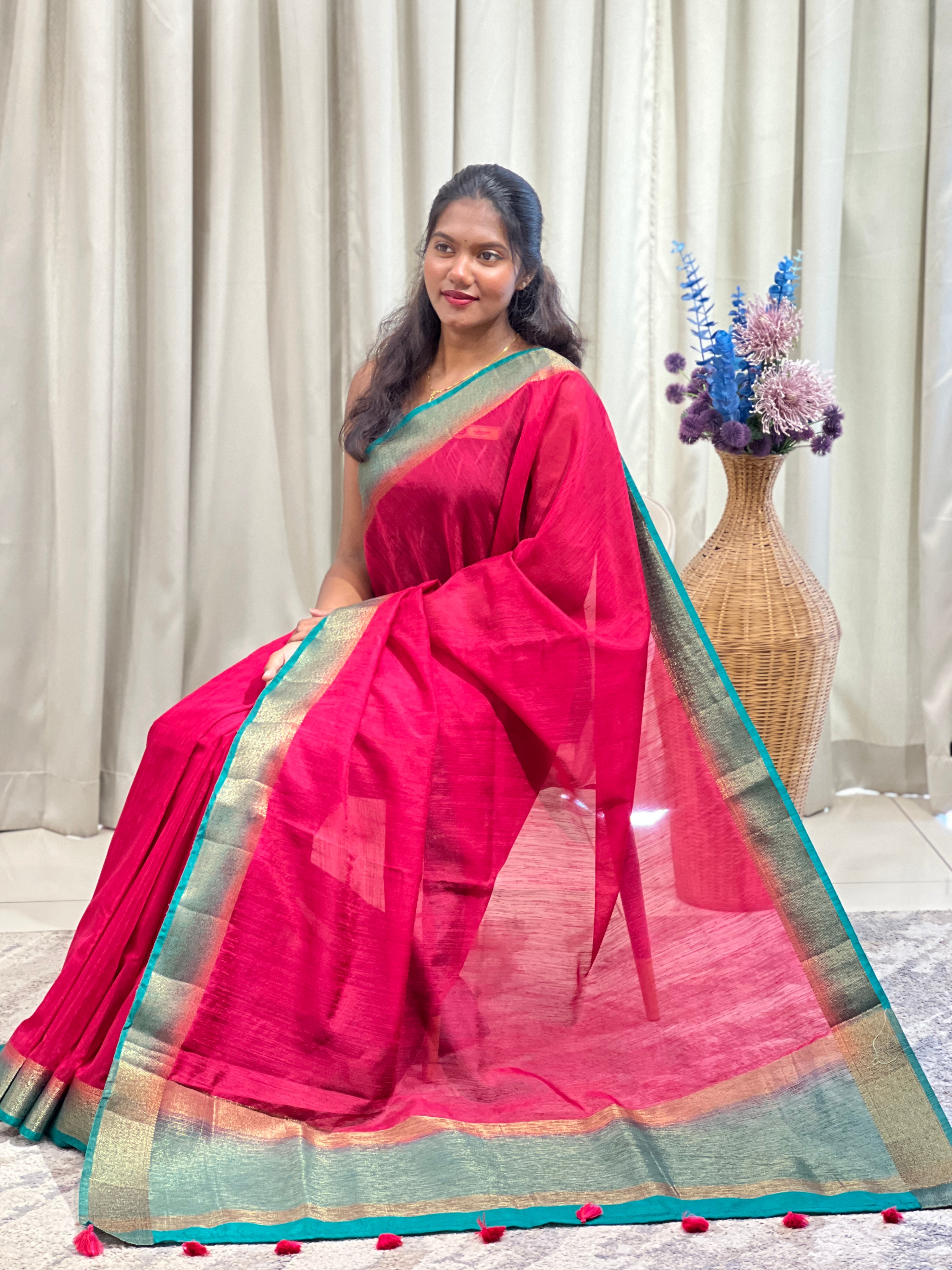 Golden Zari Weaved Border Pattern Linen Finish Saree  | YNG1323