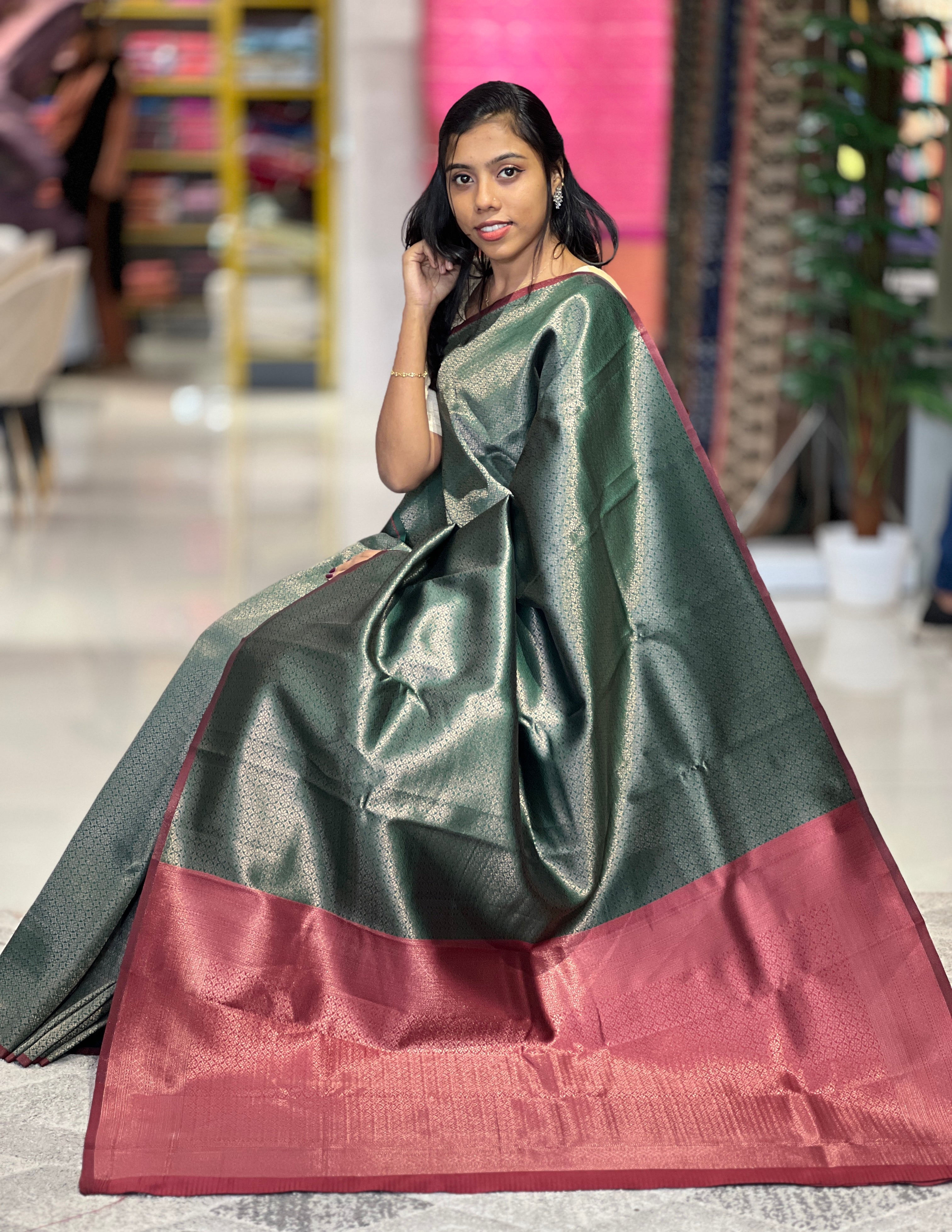 Zari Woven Floral Patterned Semi Silk Saree | KAC123