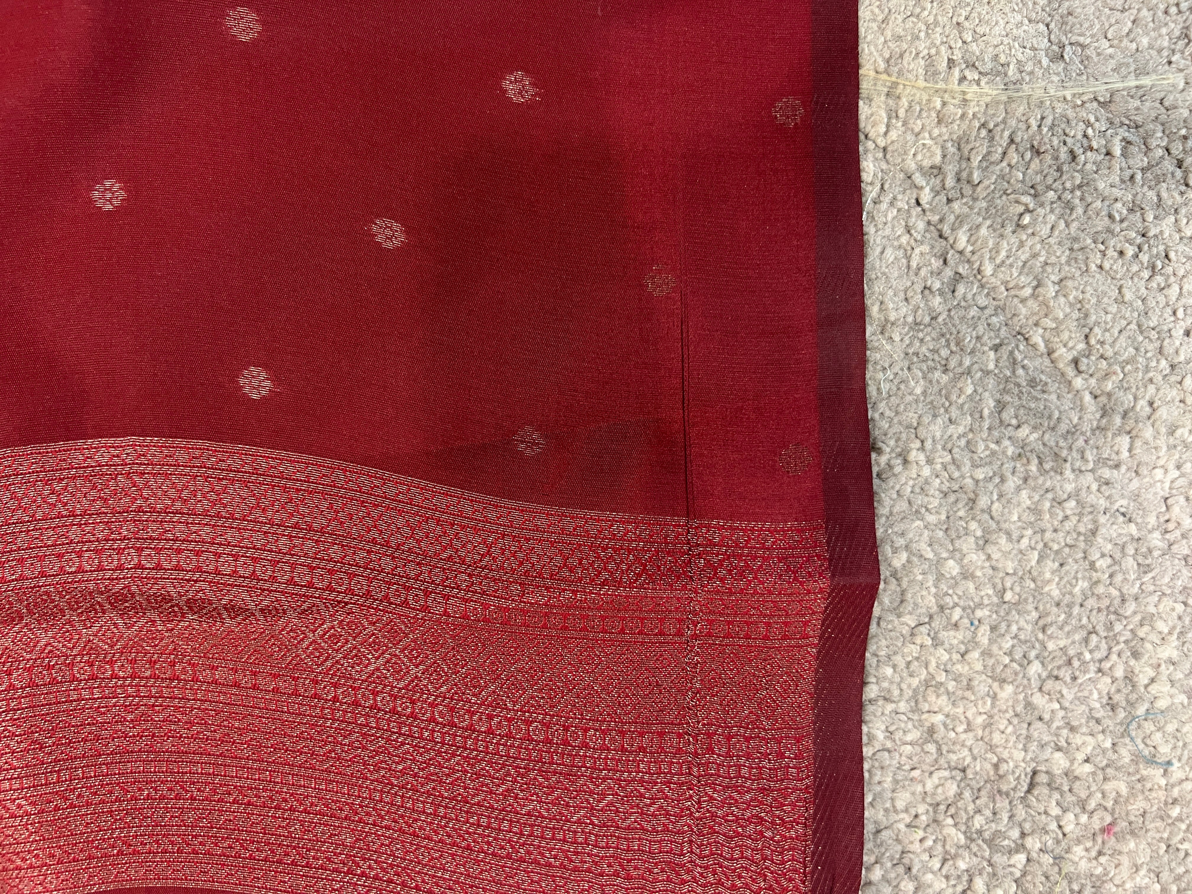 Zari Woven Floral Patterned Semi Silk Saree | KAC123