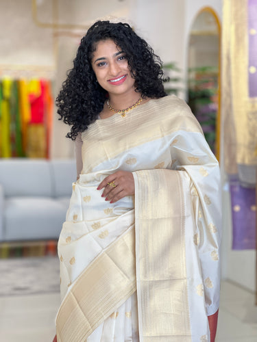 Golden Zari Weaved Semi Silk Saree | KF182