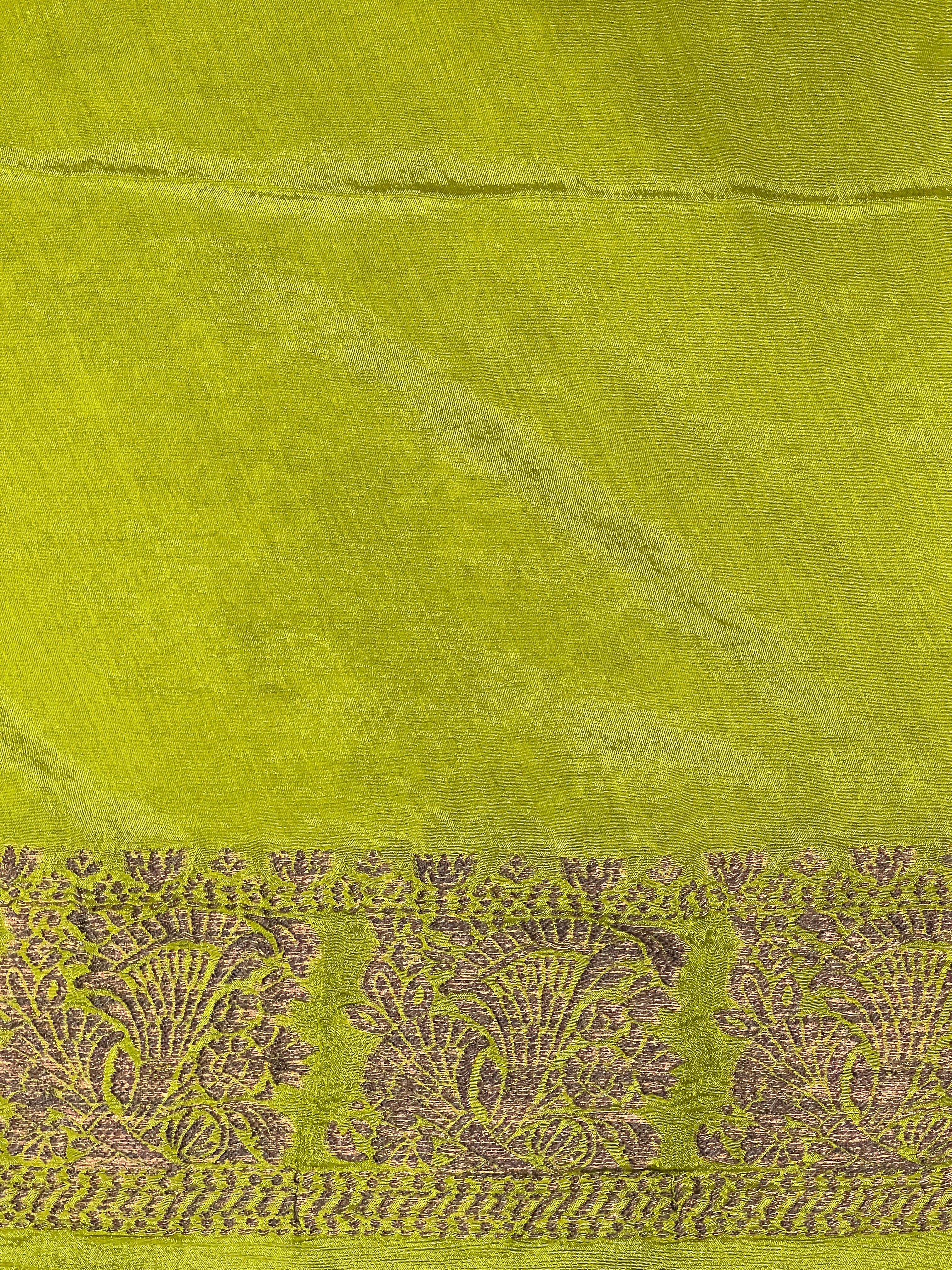 Antique Zari and Thread Weaving Chinnon Saree | YNG1737