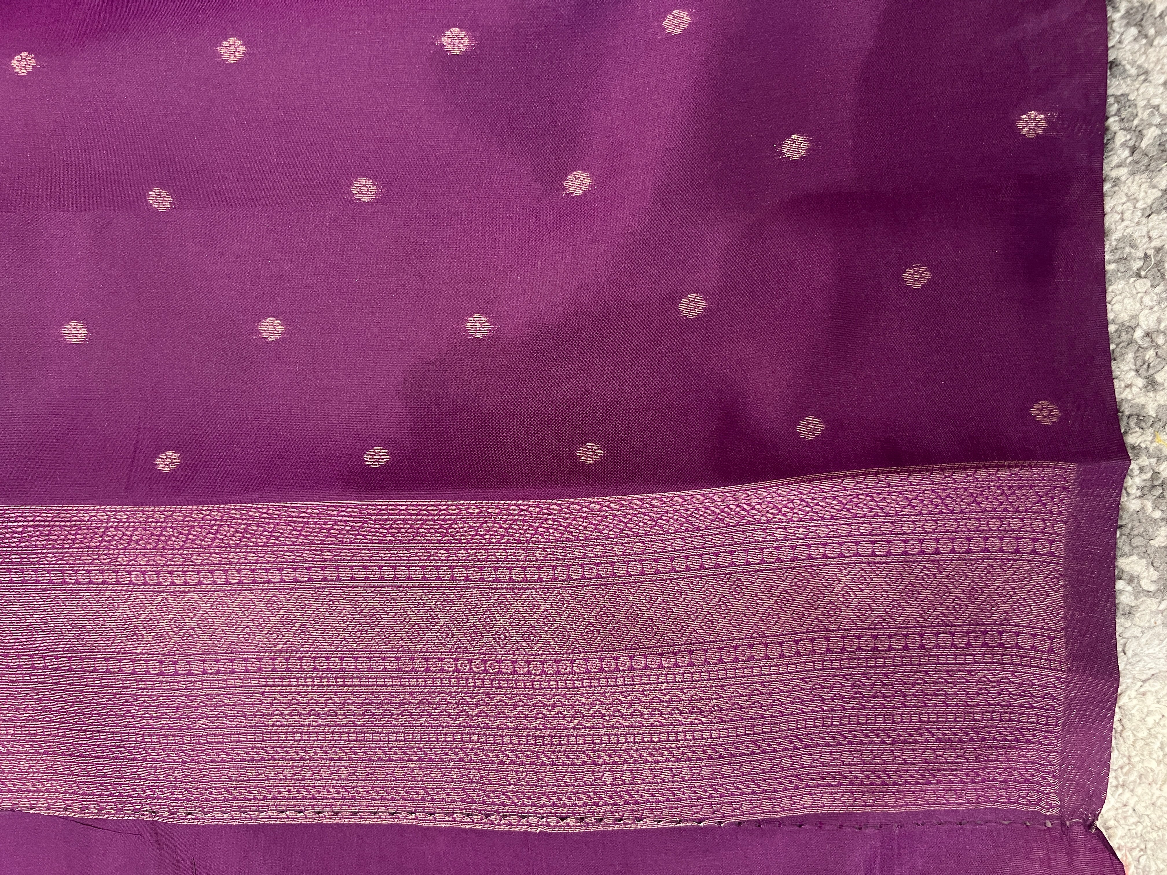Zari Woven Floral Patterned Semi Silk Saree | KAC122