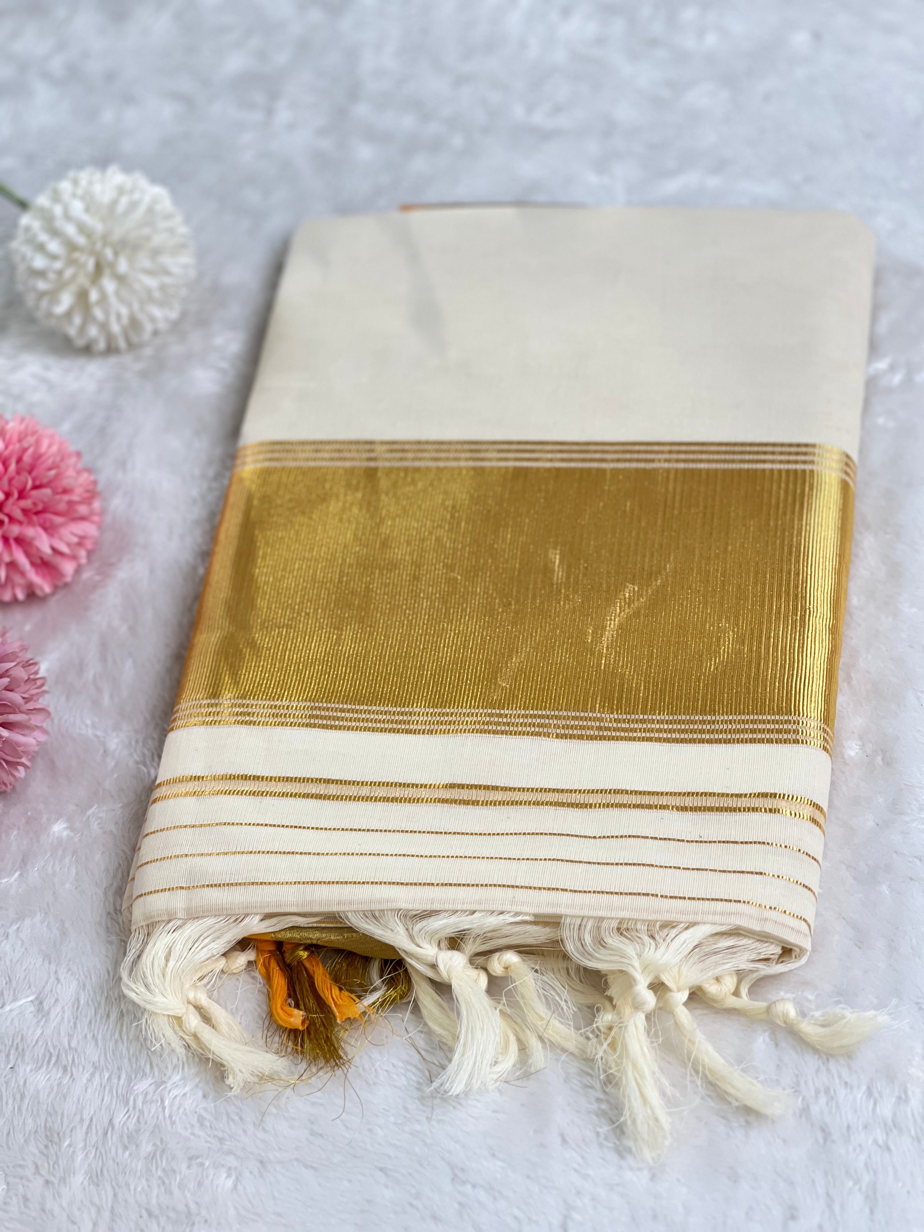 Golden Kasavue Pattern Border Kerala Cotton Set Mundu | GAT440
