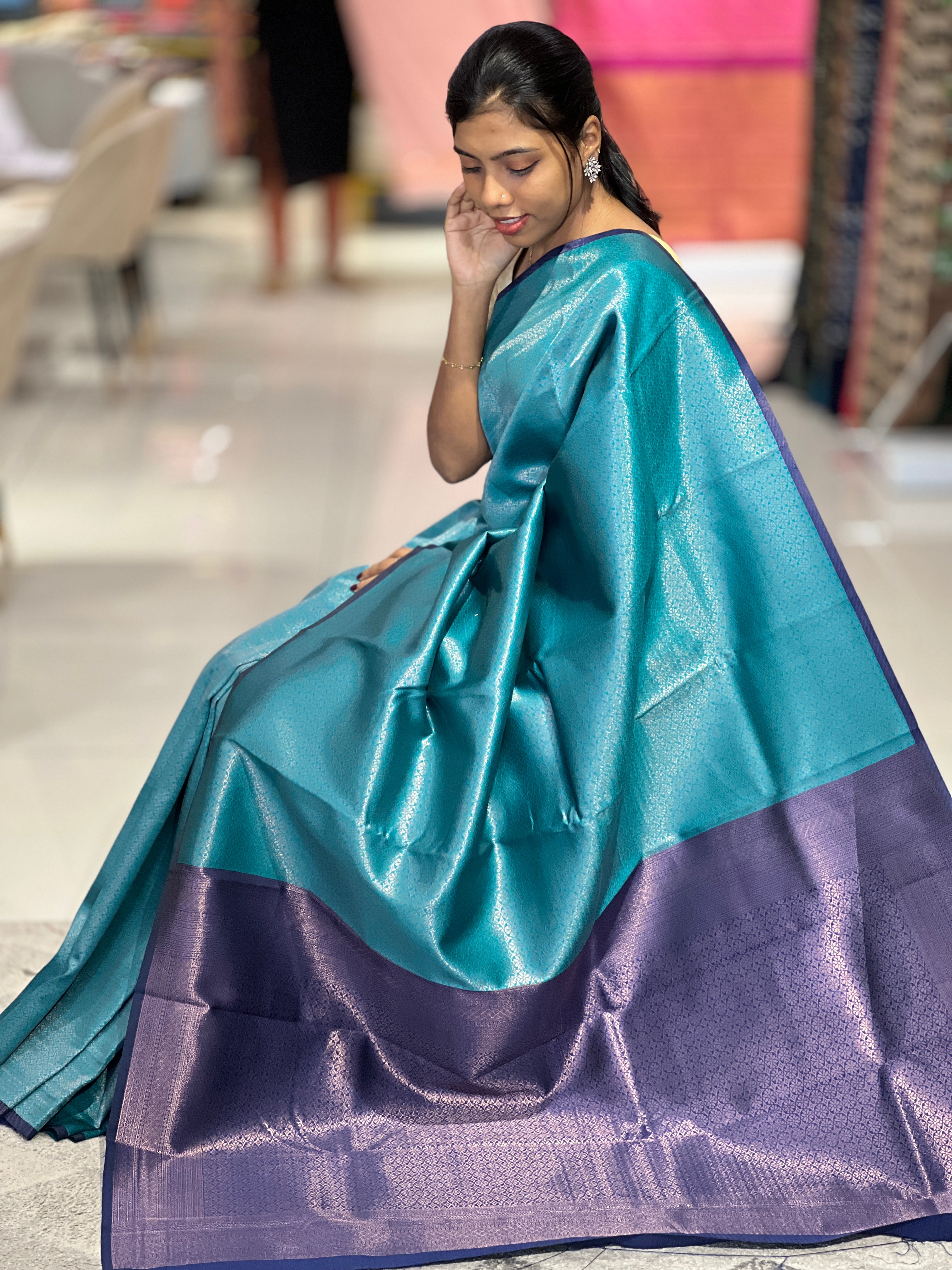 Zari Woven Floral Patterned Semi Silk Saree | KAC120