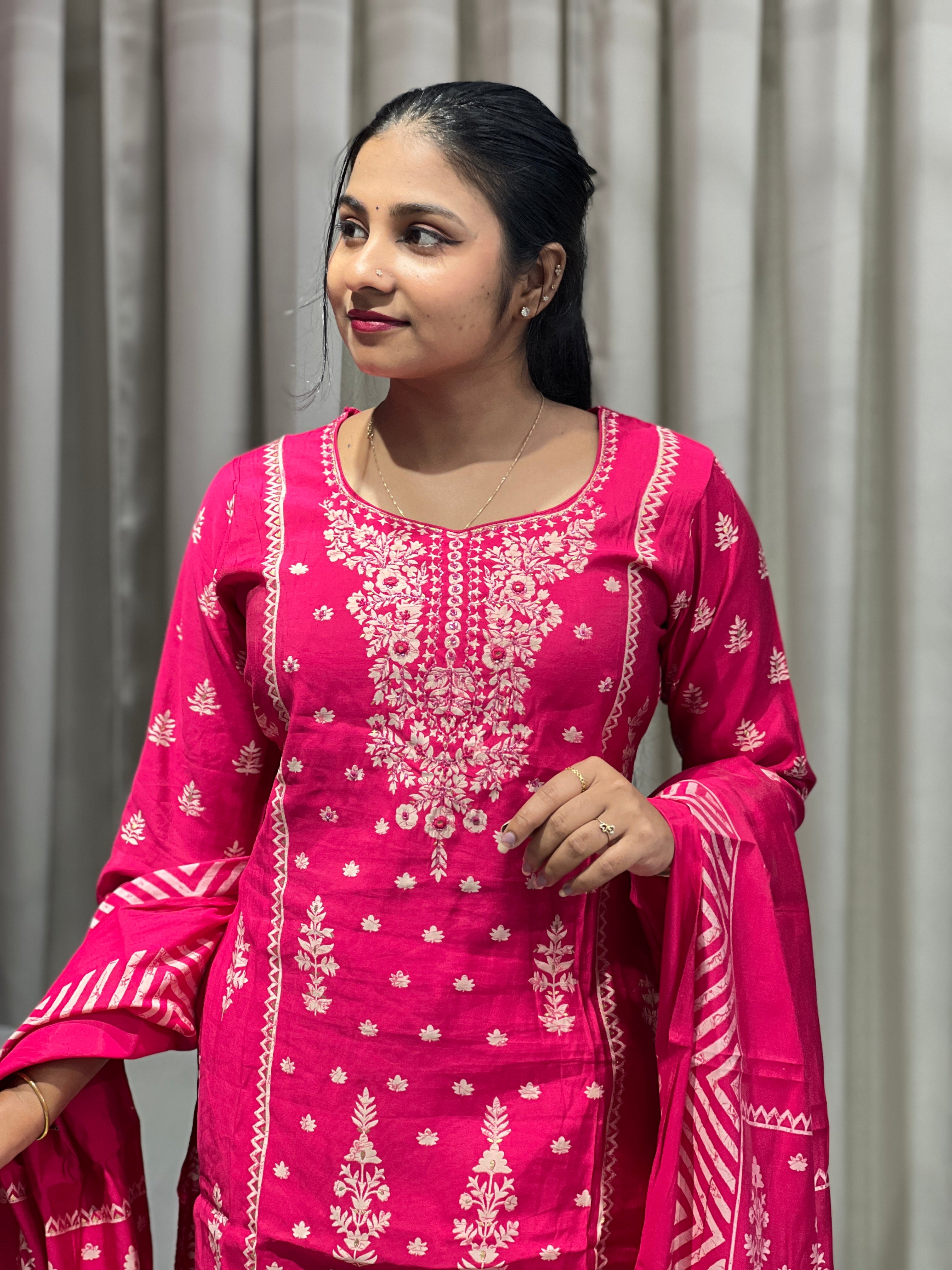 Printed Muslin Silk Kurta Set | FW378