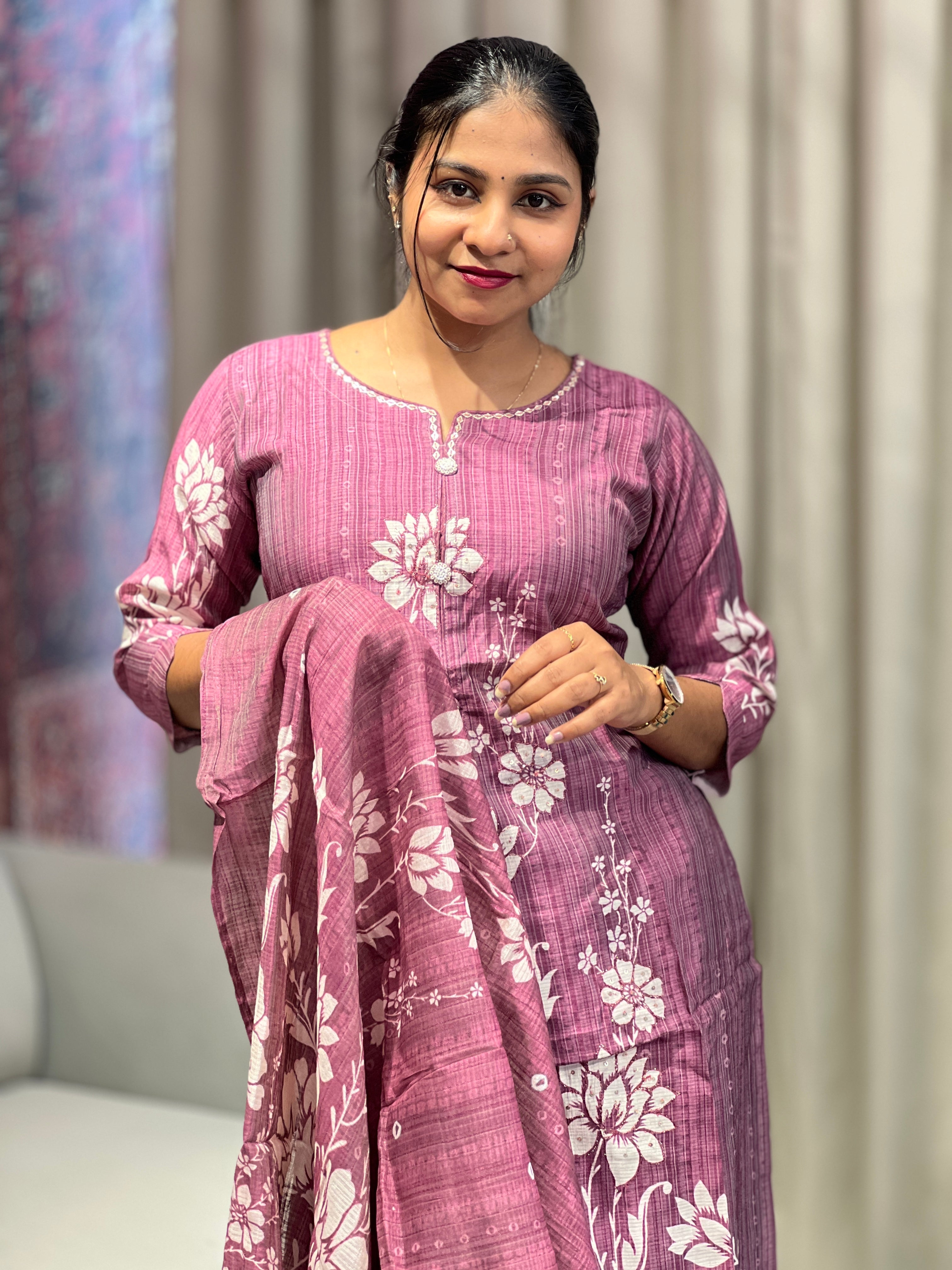 Floral Print With Sequins Detailed Muslin Kurta Set | FW362