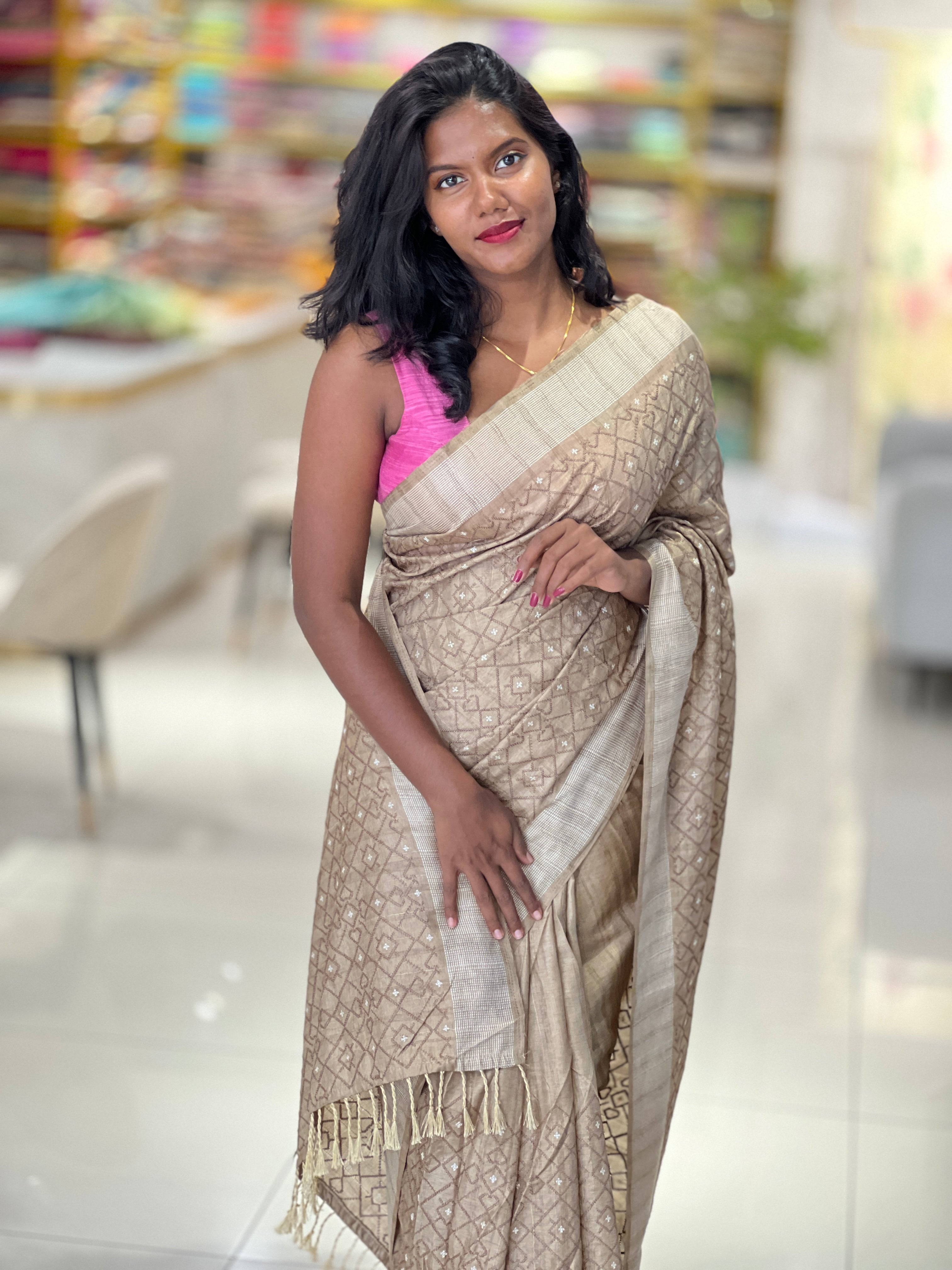 Machine Embroidery Detailed Semi Tussar Saree | SUN284