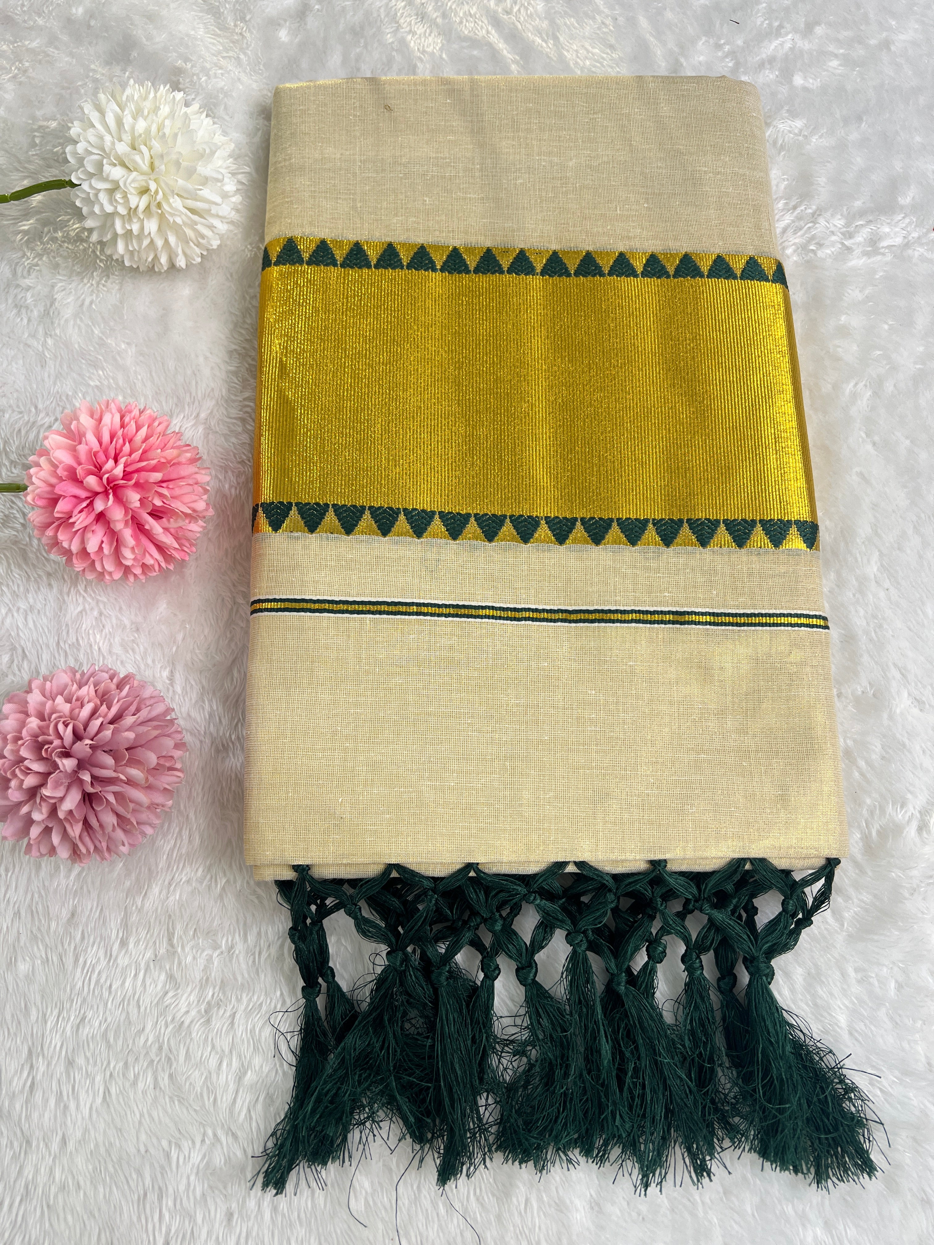 Temple Pattern Border Tissue Set Mundu | GAT523