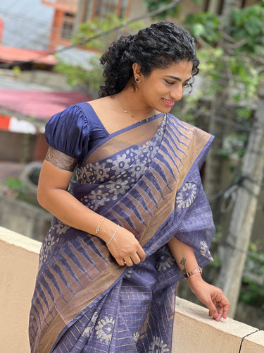 Check Weaving Pattern Viscose Organza Saree | US141