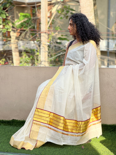 Kerala Traditional Tissue Zari Butta Saree Online - Online The Chennai Silks