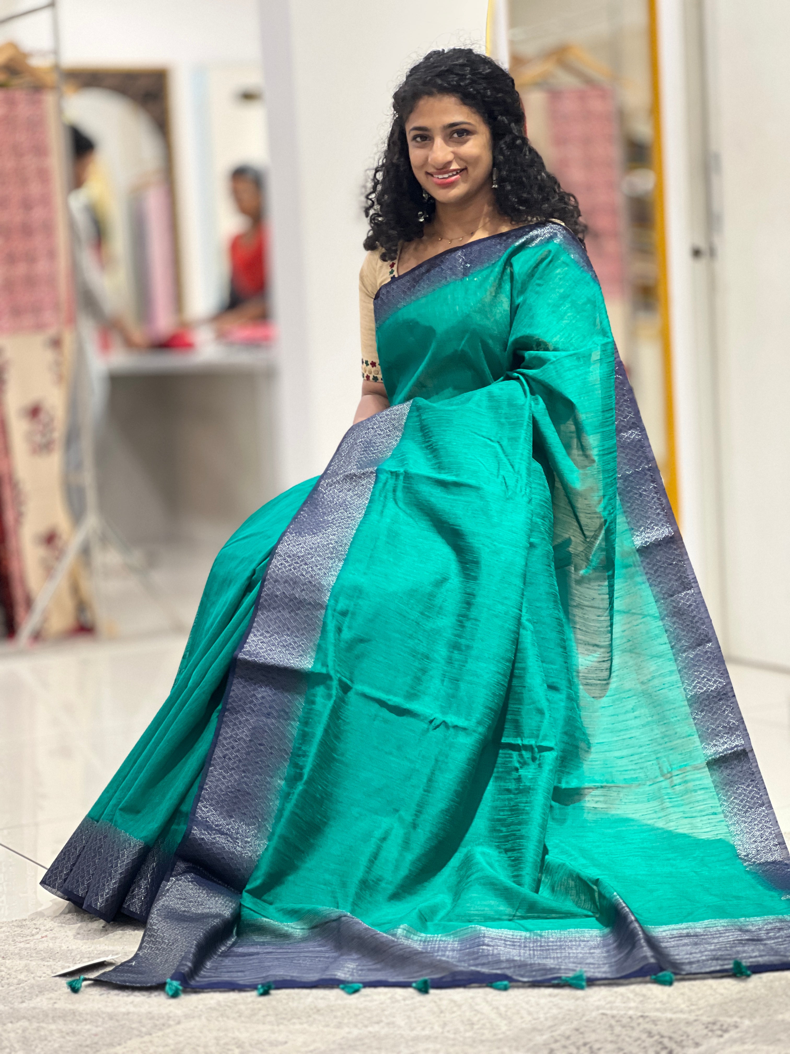 Zari Weaved Border Semi Geecha Saree | YNG525