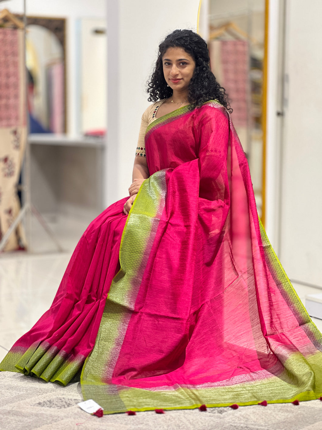 Zari Weaved Border Semi Geecha Saree | YNG524