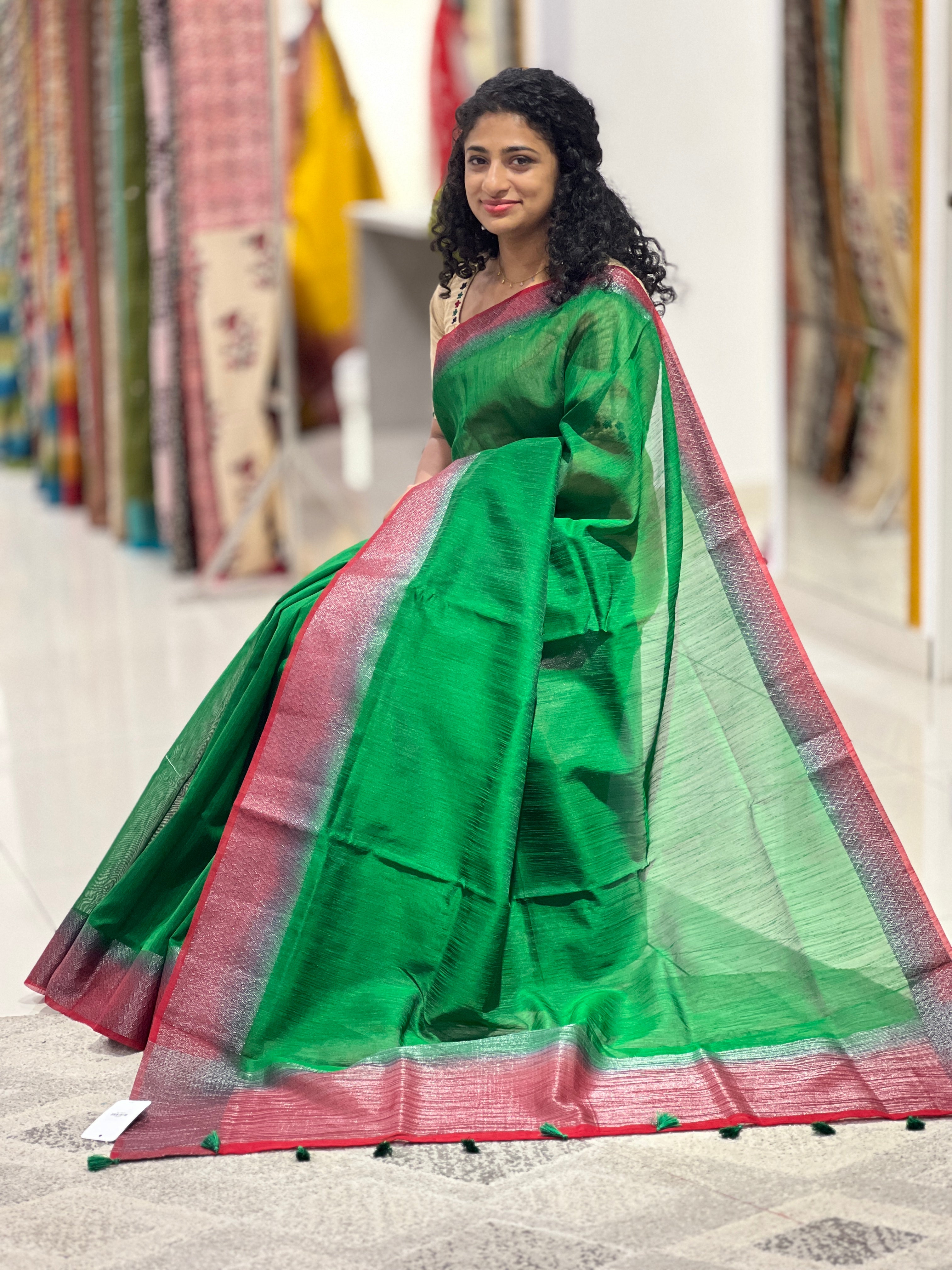 Zari Weaved Border Semi Geecha Saree | YNG527