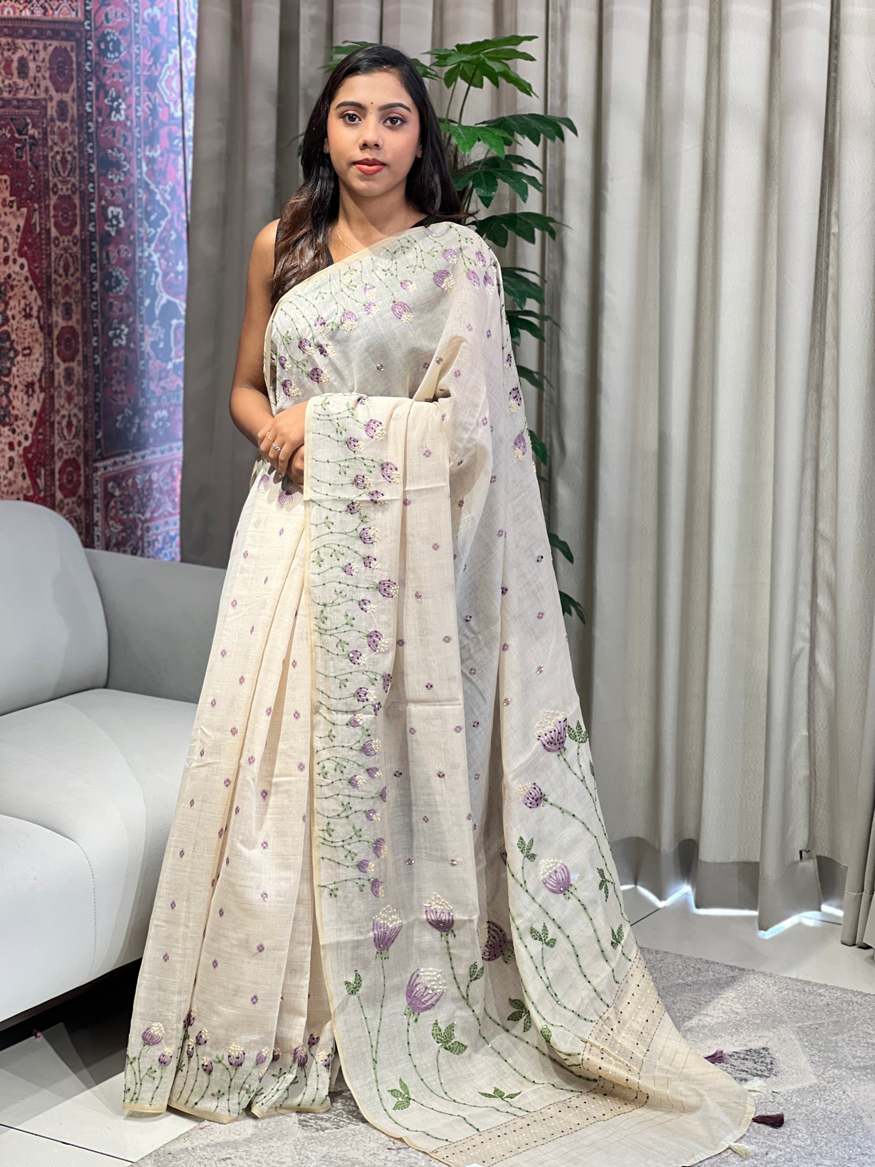 Floral Jamdani Woven Chanderi Saree | BLD1945