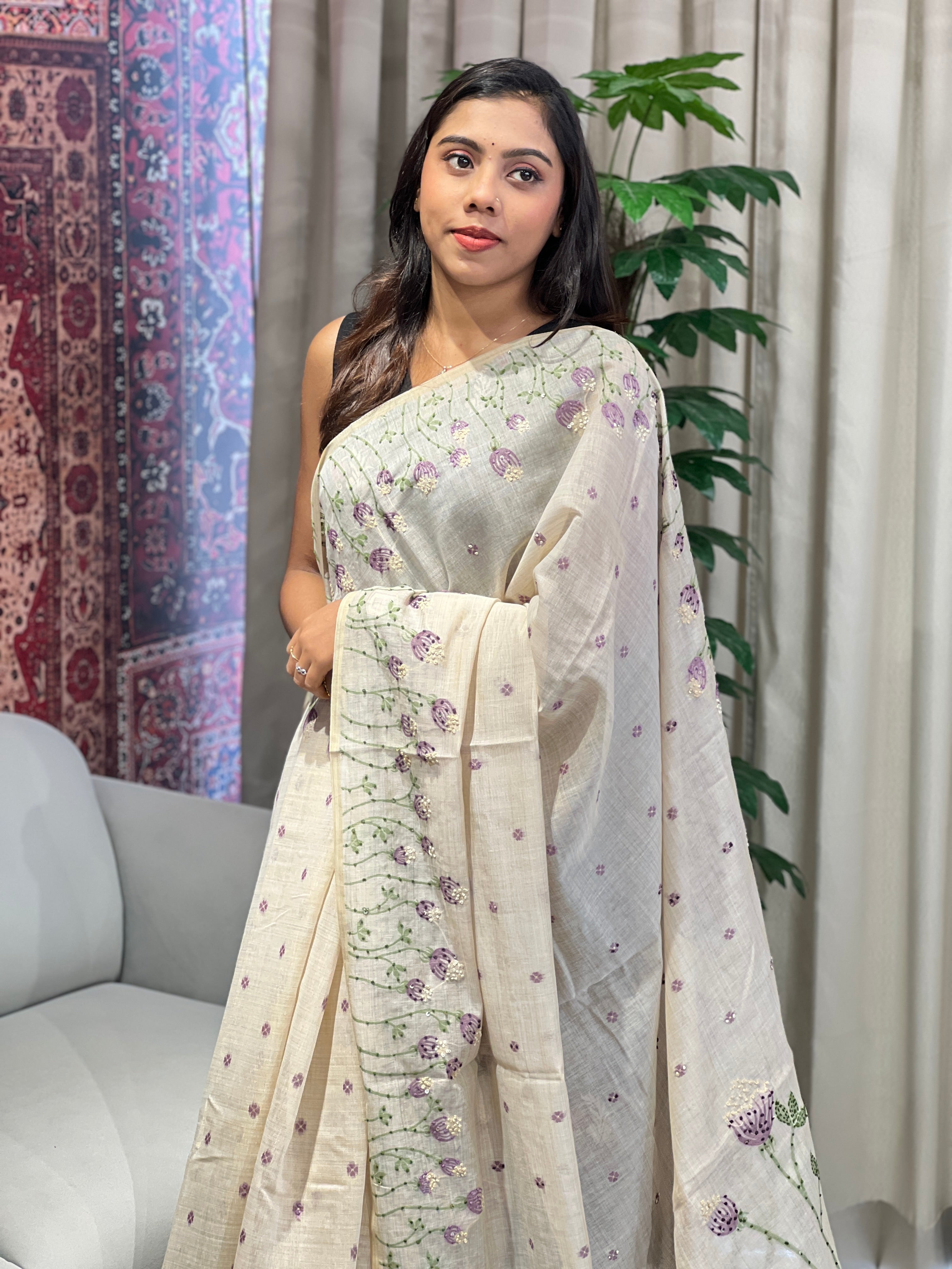 Floral Jamdani Woven Chanderi Saree | BLD1945