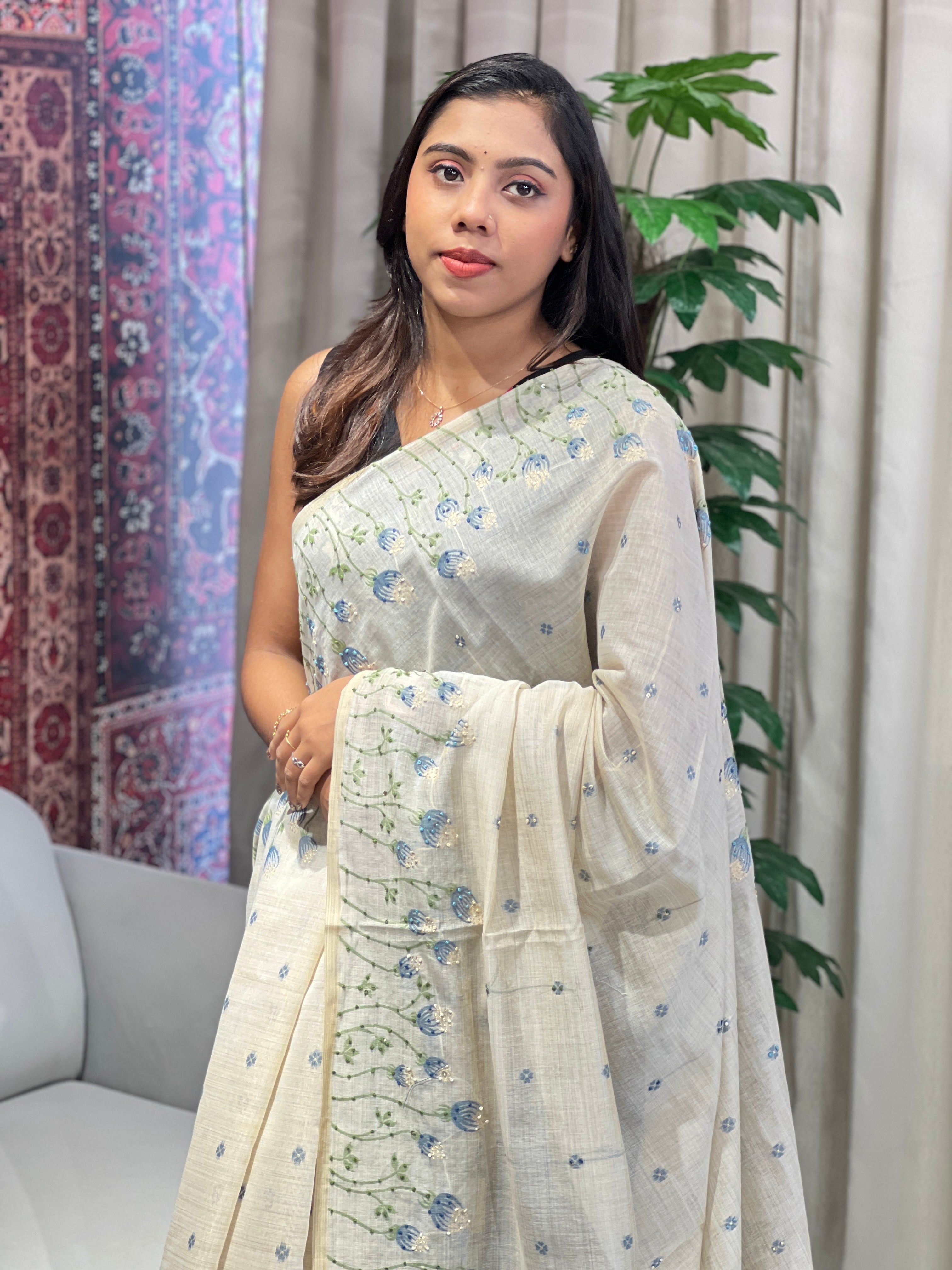 Floral Jamdani Woven Chanderi Saree | BLD1946