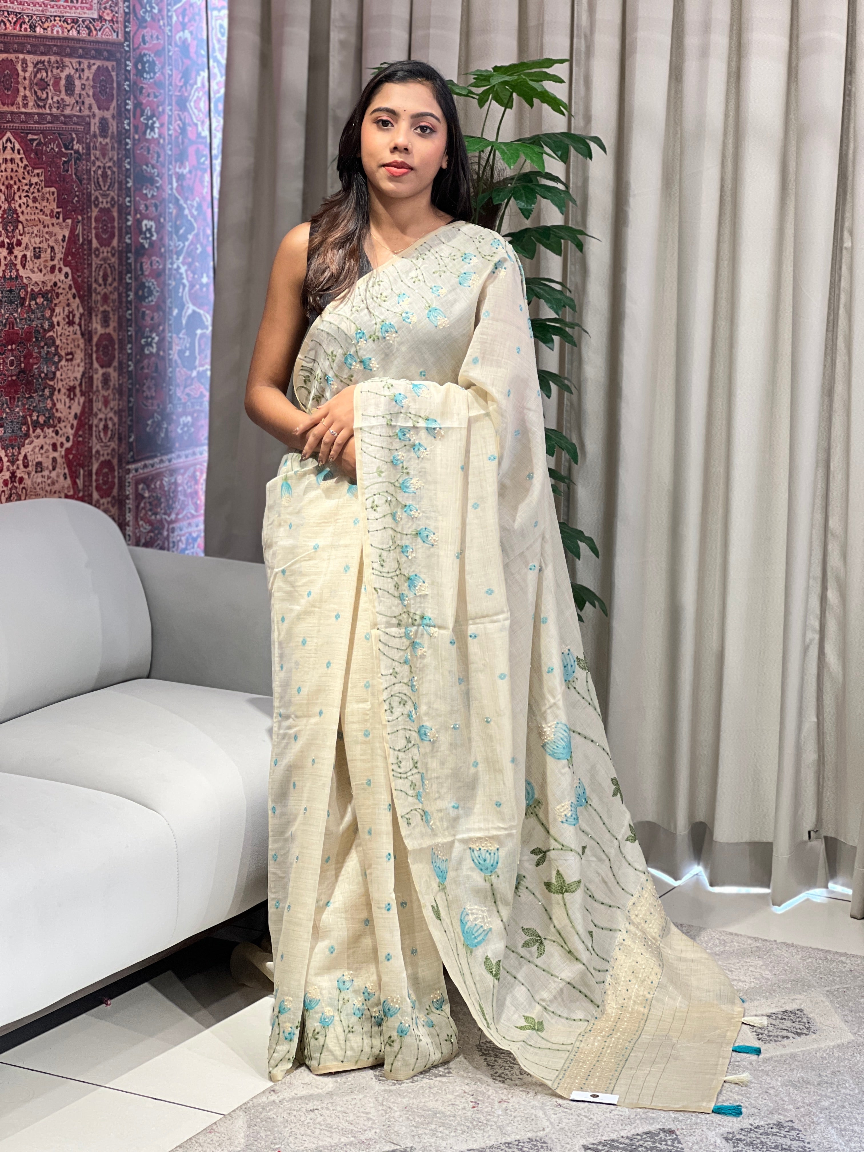 Floral Jamdani Woven Chanderi Saree | BLD1943