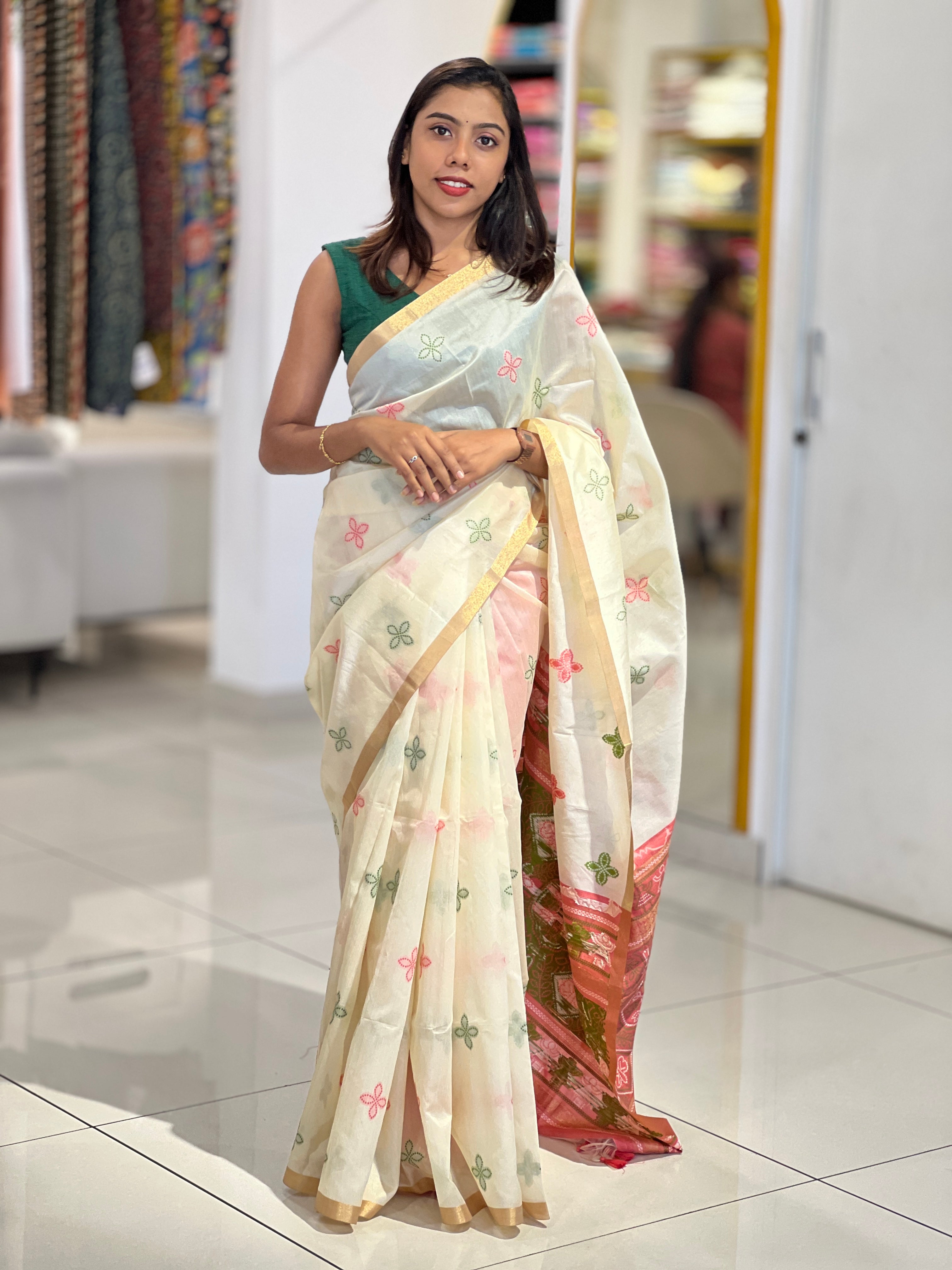 Floral Embroidery Detailed Chanderi Finish Saree | SSN240