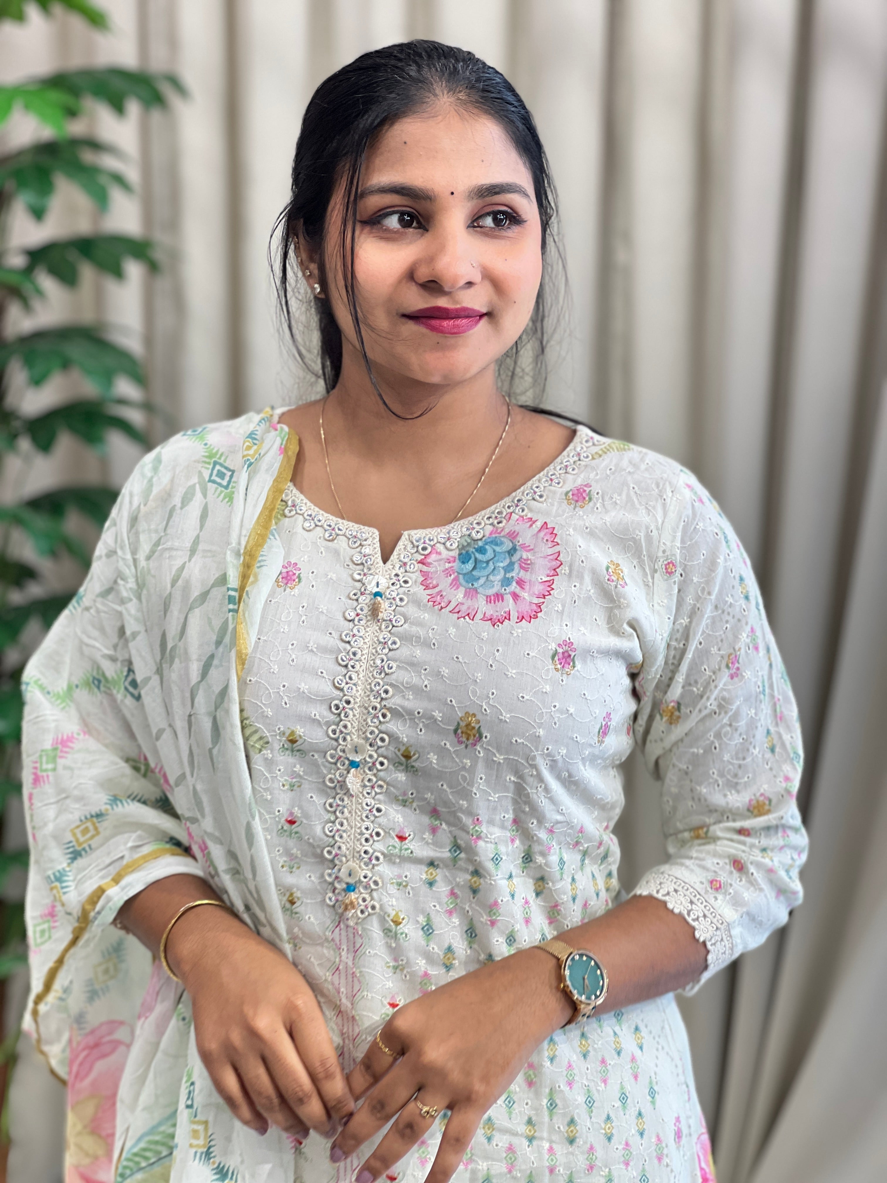 Schiffli Pattern With Print Detailed Cotton Kurta Set | FW375