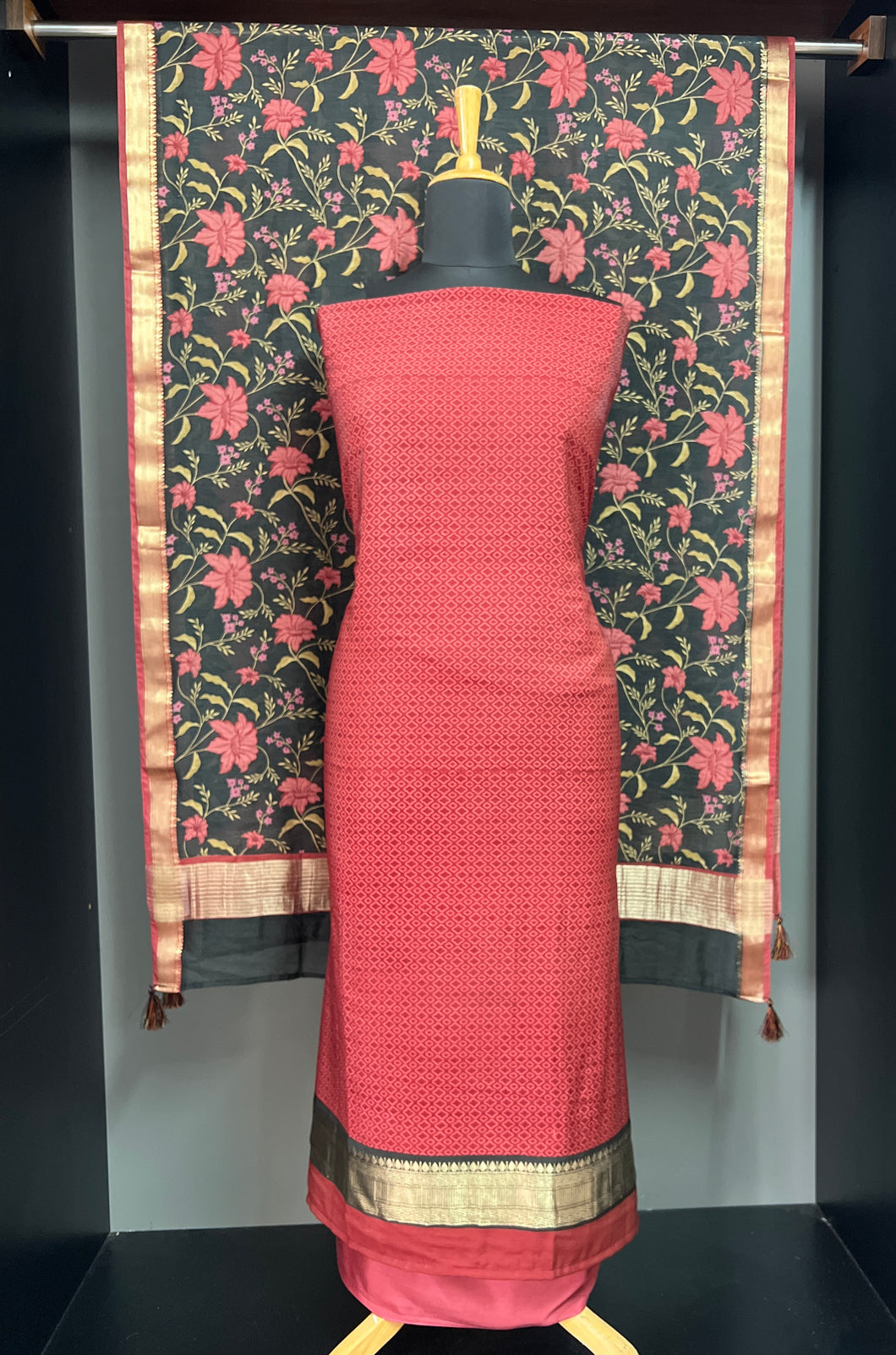 Print With Banarasi Detailed Chanderi Finish Salwar Set | VAN188